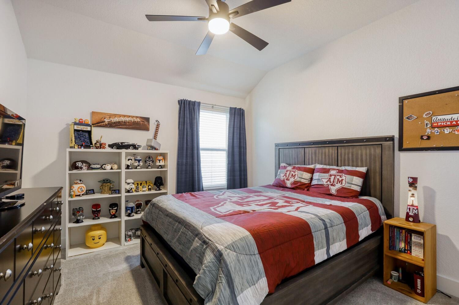 1309 Kneehigh Ln, Georgetown, TX 78633