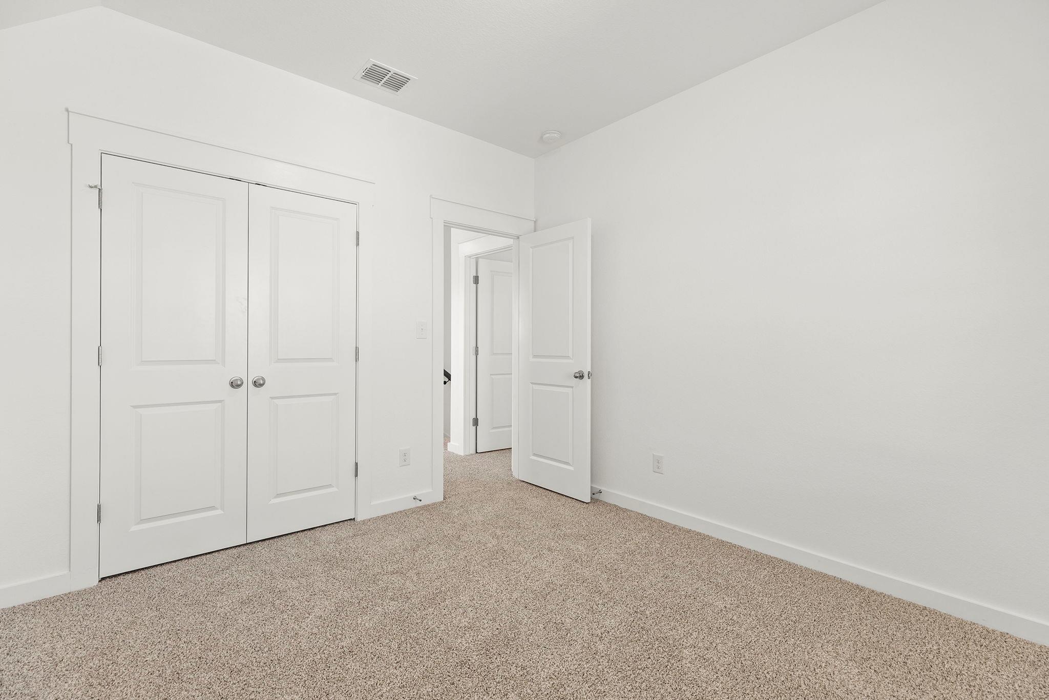 108 Hartson Dr, Taylor, TX 76574