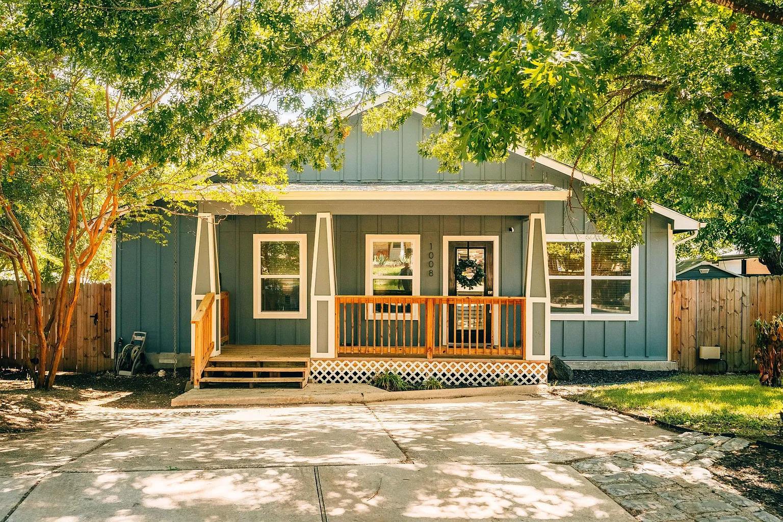 1008 Walter St, Austin, TX 78702