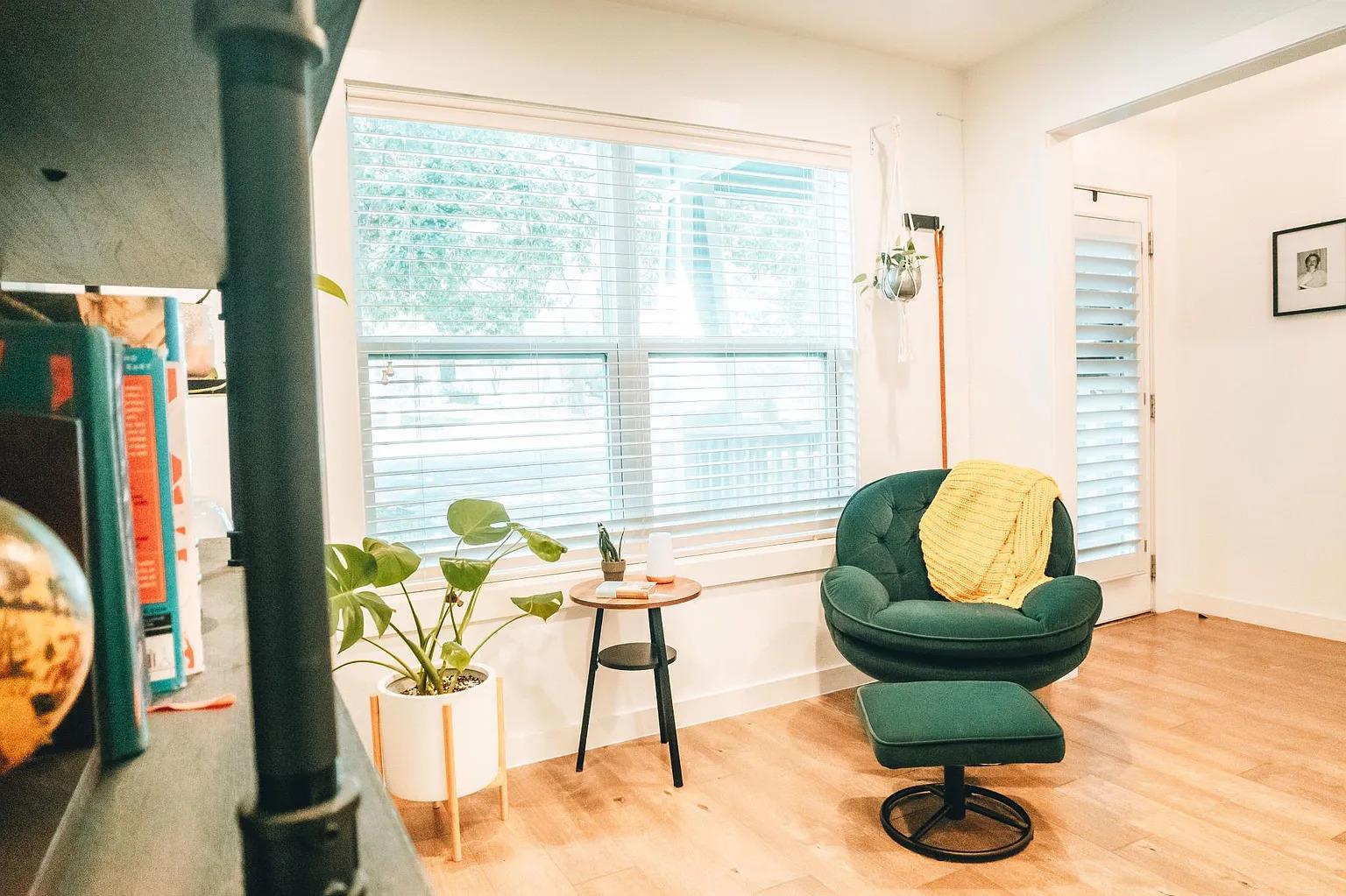 1008 Walter St, Austin, TX 78702