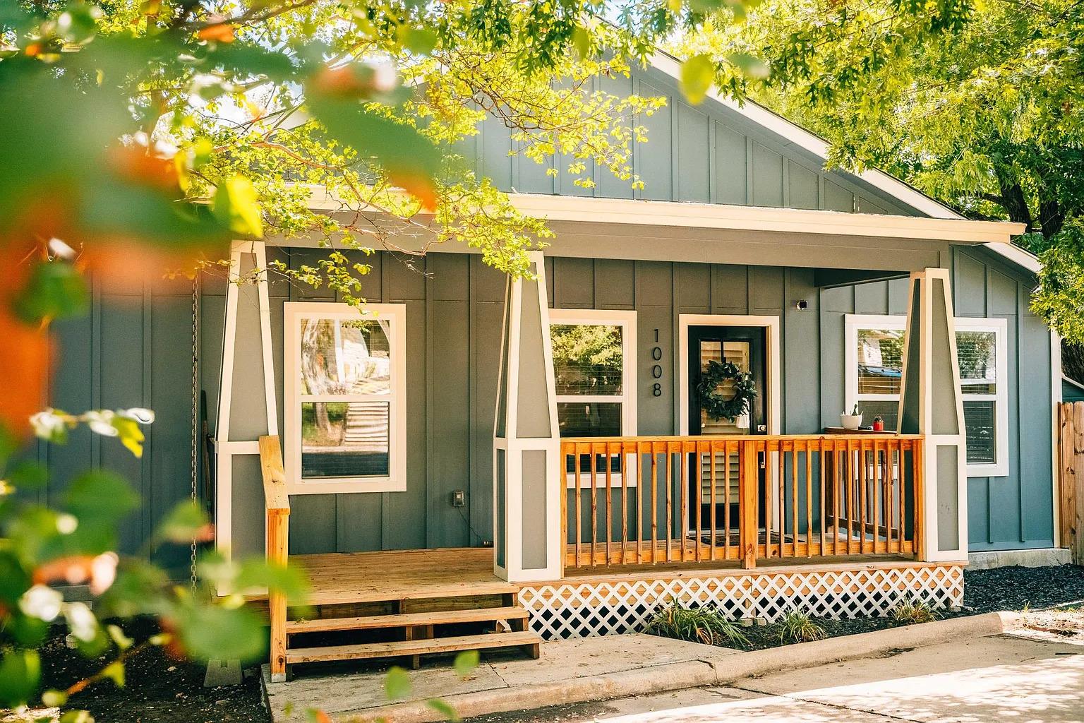 1008 Walter St, Austin, TX 78702