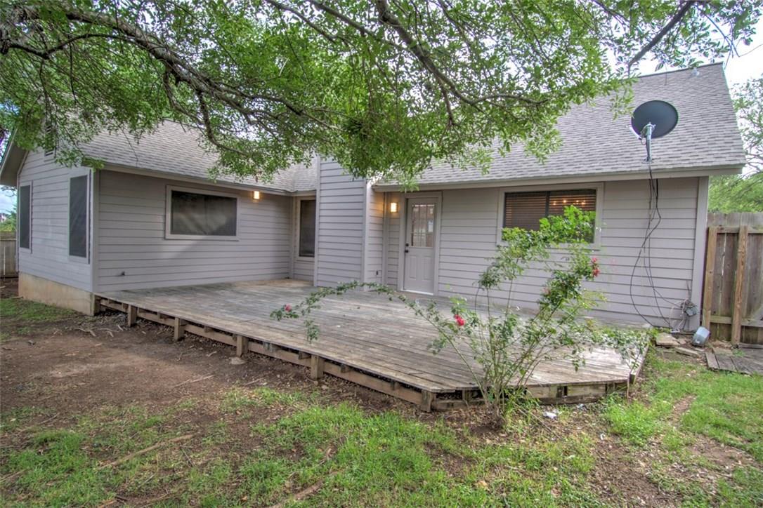 6500 Luckenbach Ln, Austin, TX 78729