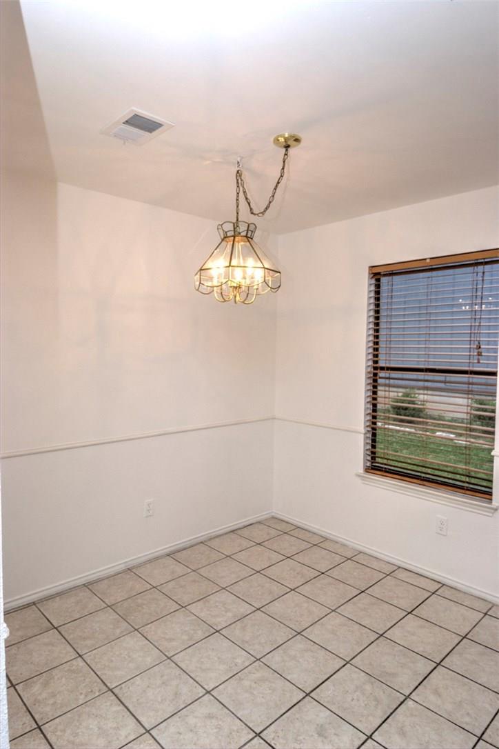 6500 Luckenbach Ln, Austin, TX 78729