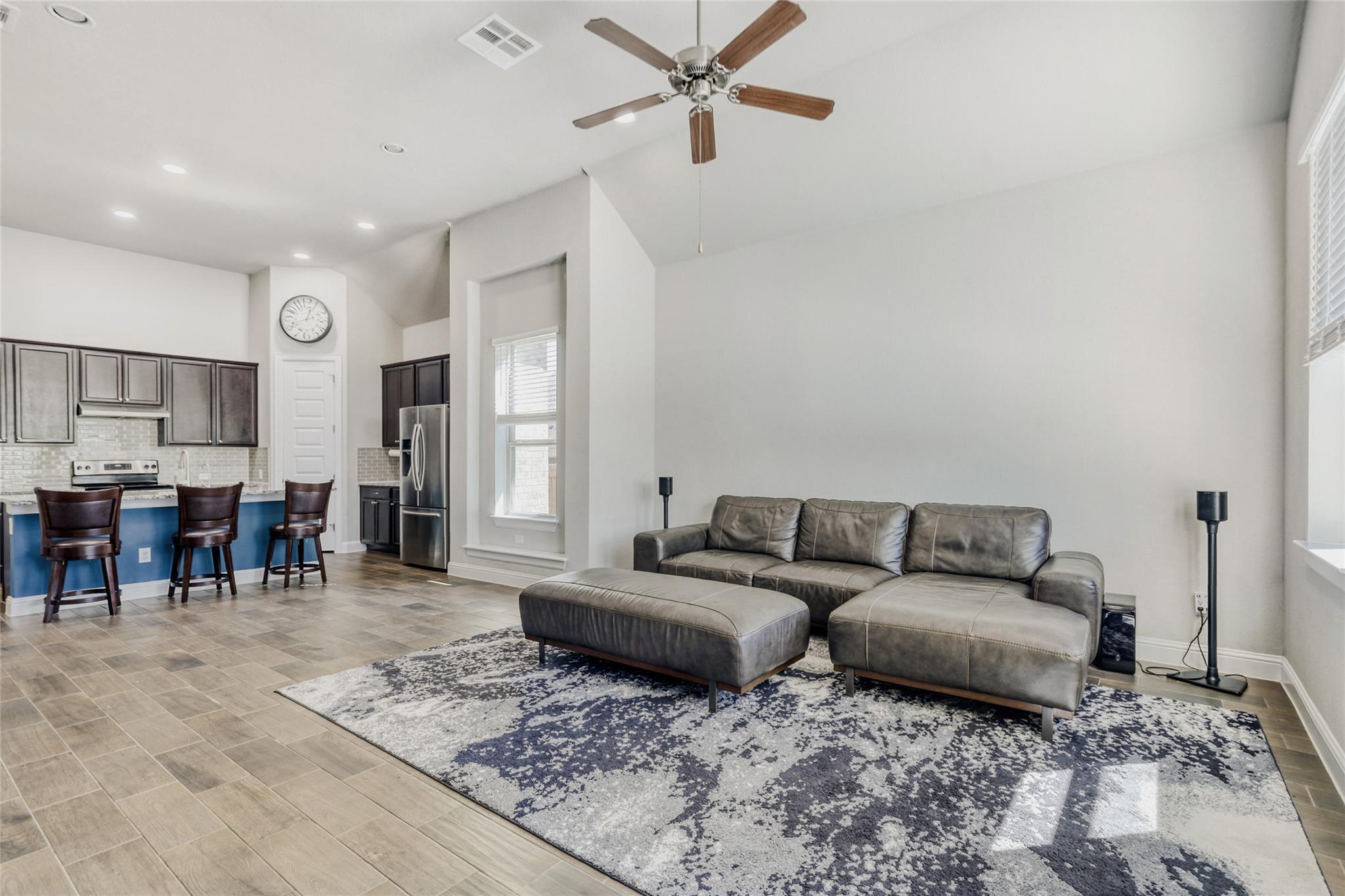 125 Buffalo View Ln, Georgetown, TX 78628