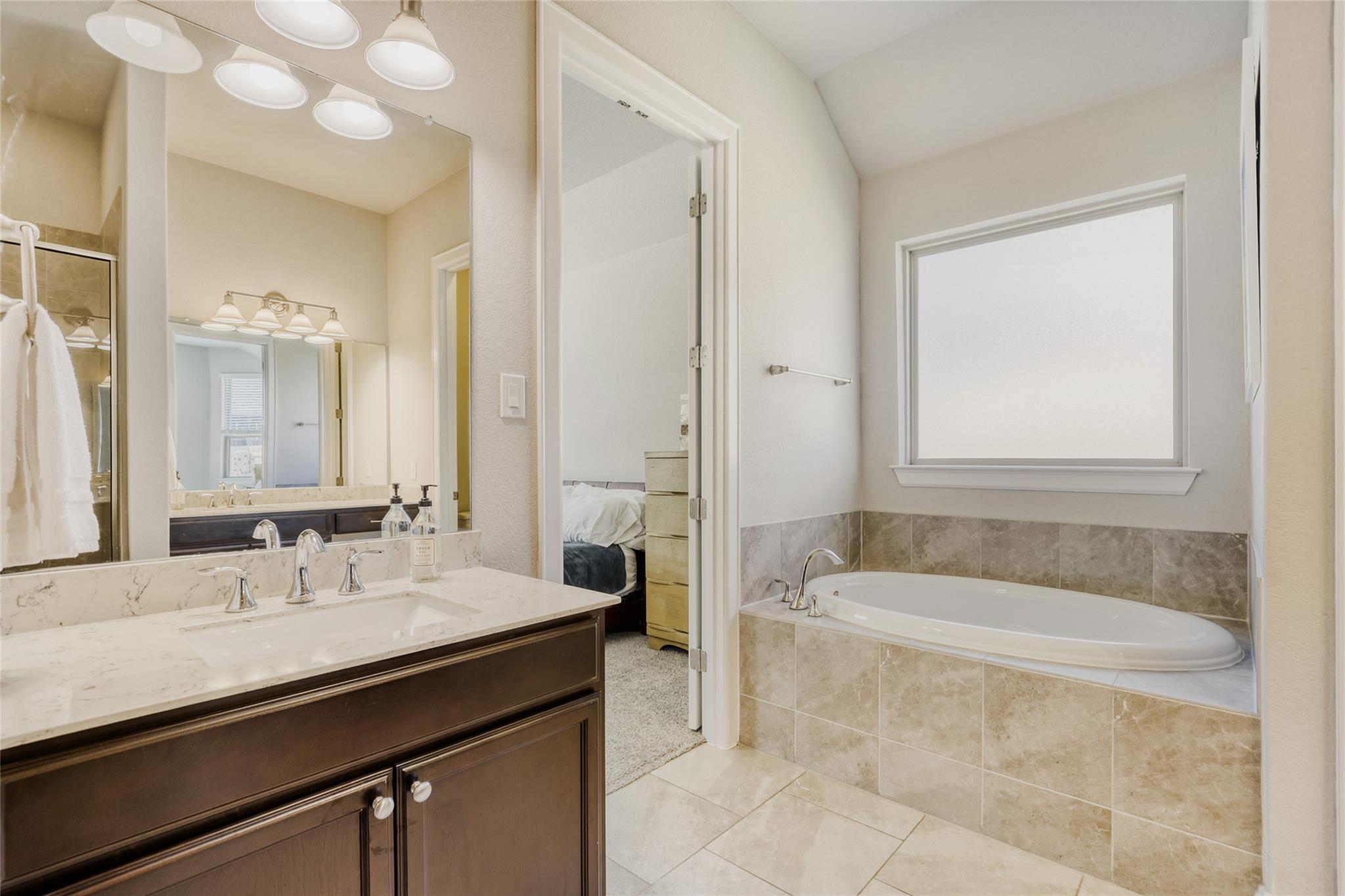 125 Buffalo View Ln, Georgetown, TX 78628