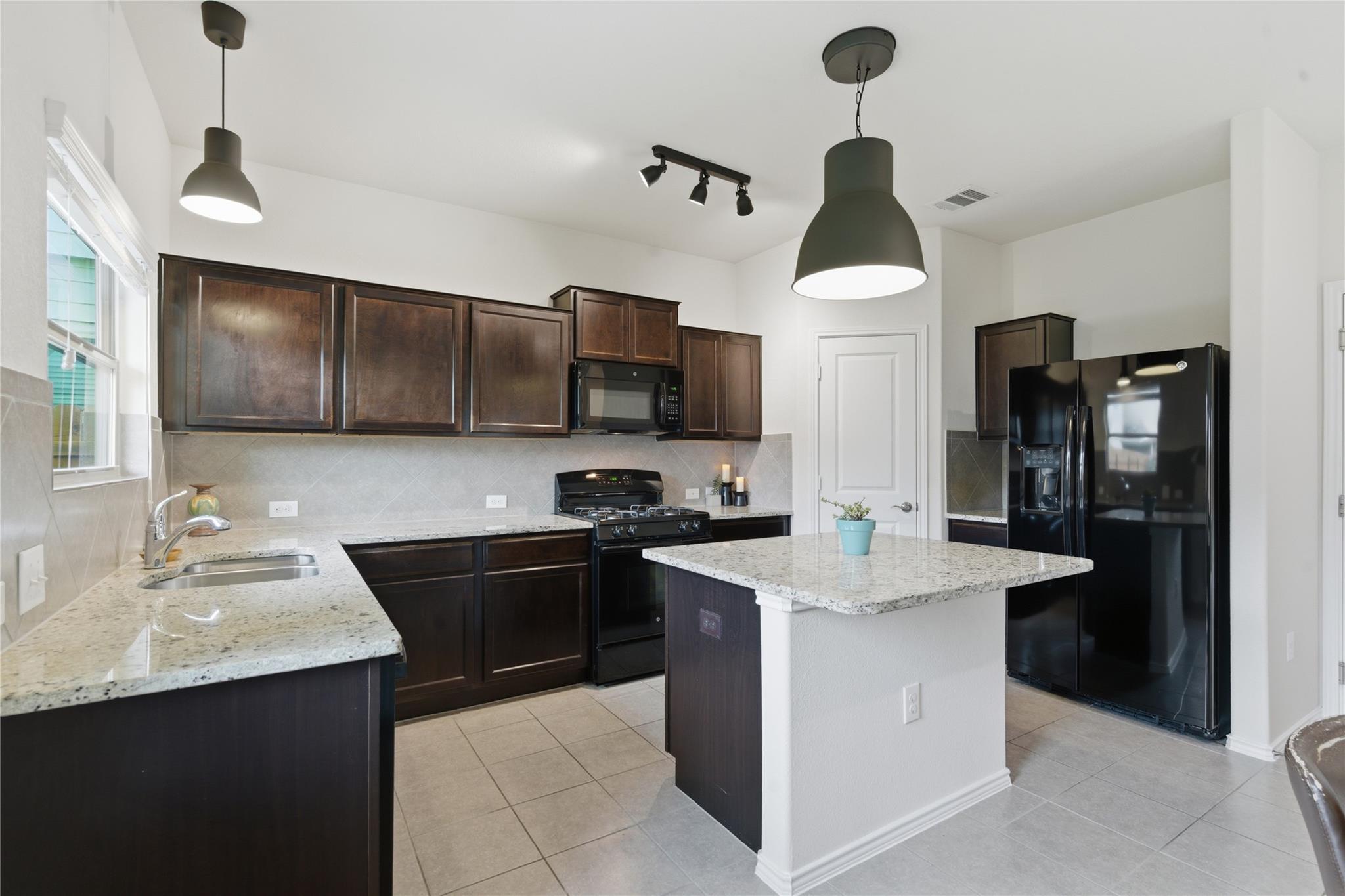 3521 Colorado High Ave, Austin, TX 78744