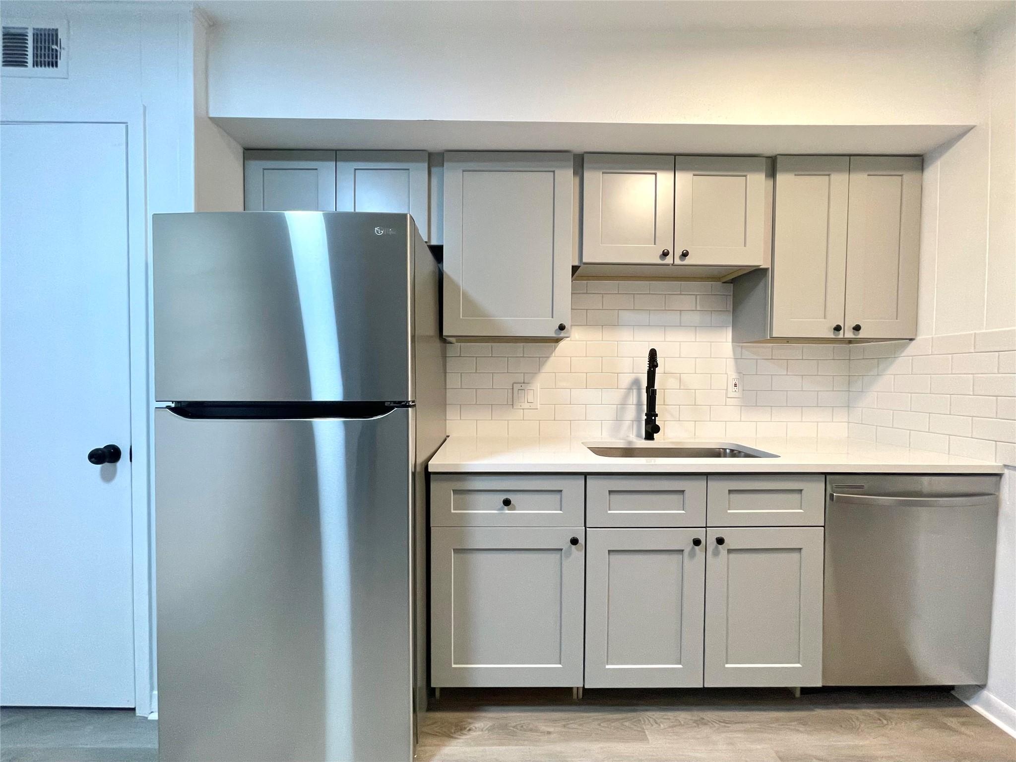 2306 Barton Village Cir, Austin, TX 78704