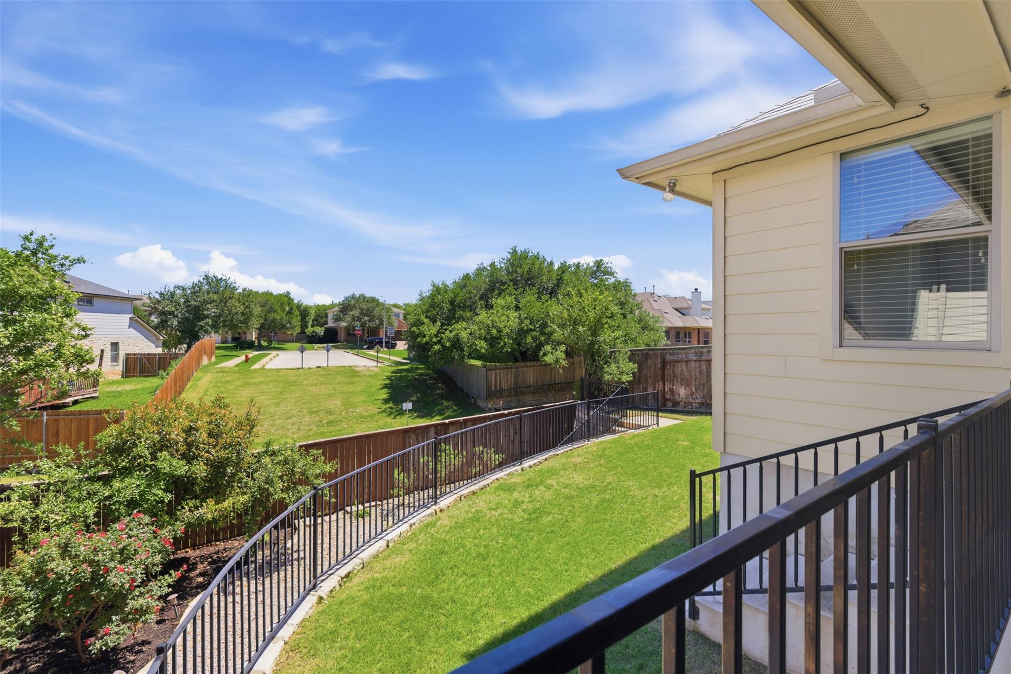 2144 Granite Hill Dr, Leander, TX 78641