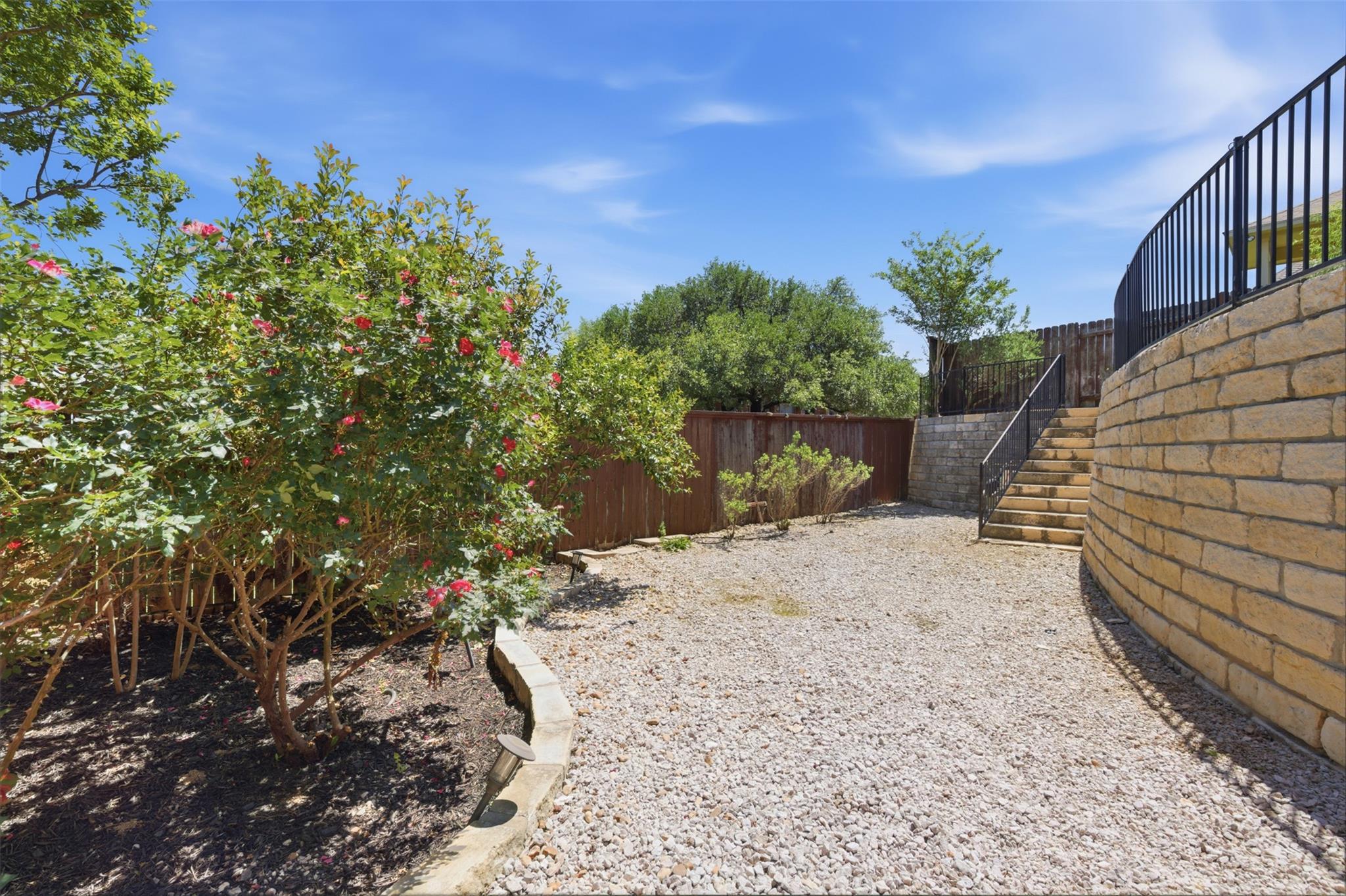 2144 Granite Hill Dr, Leander, TX 78641