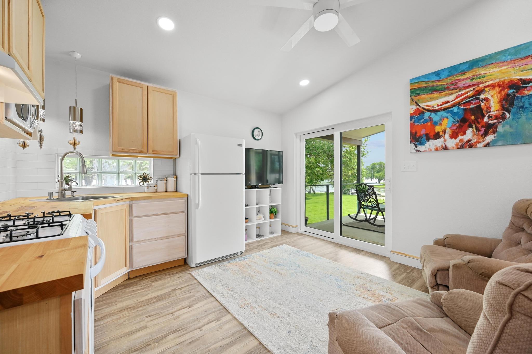 465 County Road 139, Burnet, TX 78611