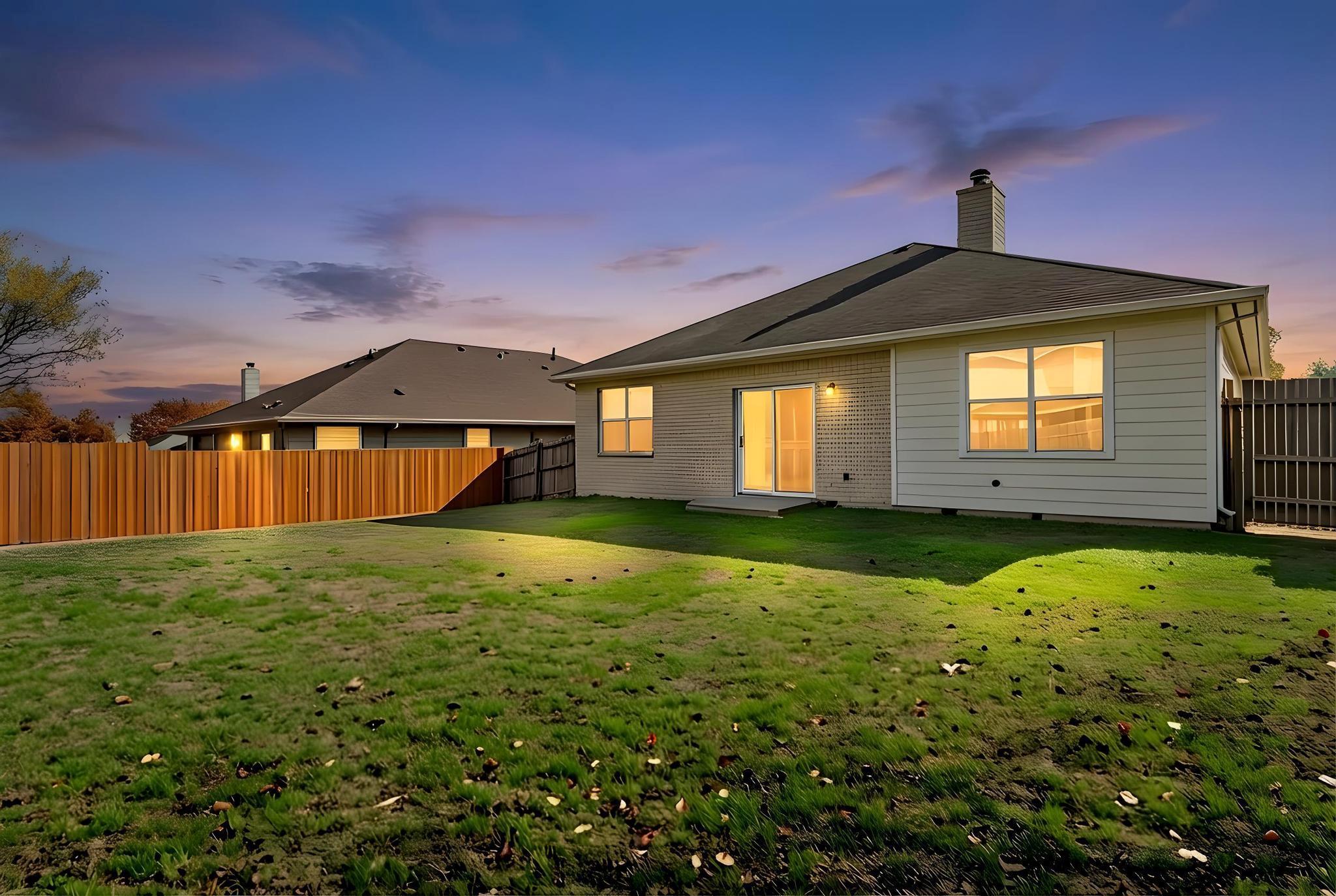 144 Oxford Dr, Kyle, TX 78640