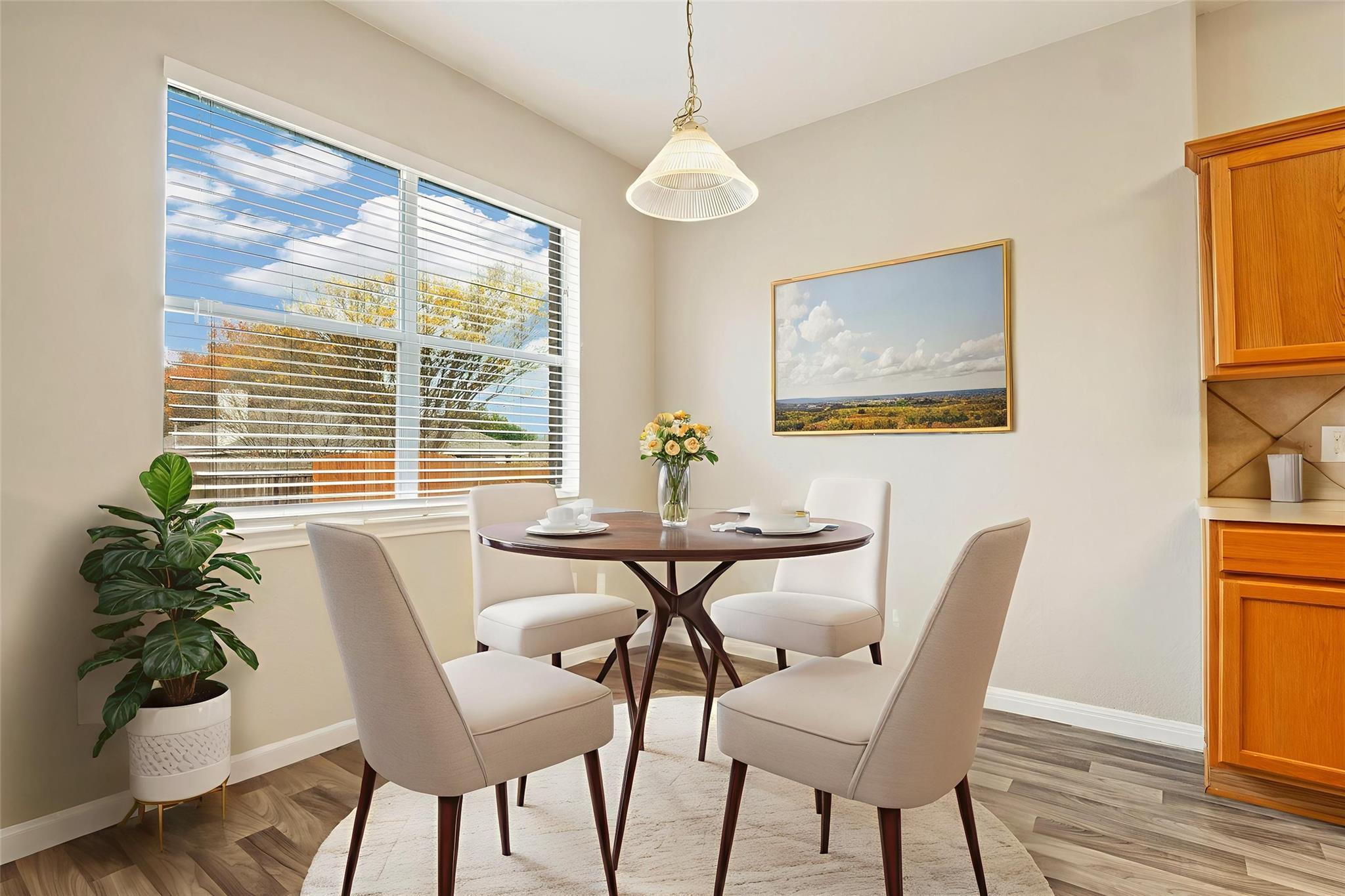 144 Oxford Dr, Kyle, TX 78640