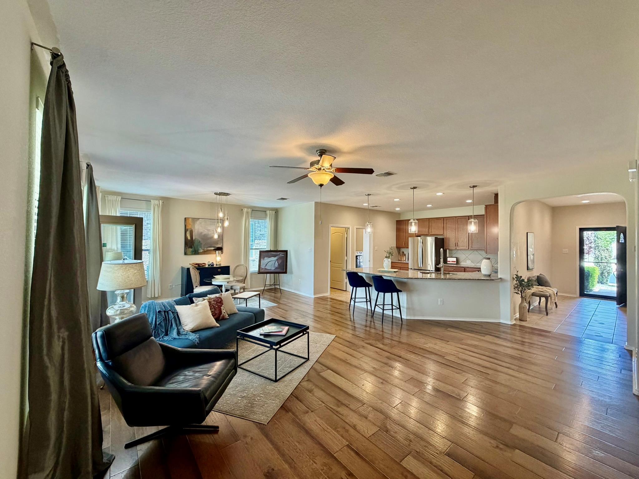 31428 Kingsway Rd, Georgetown, TX 78628