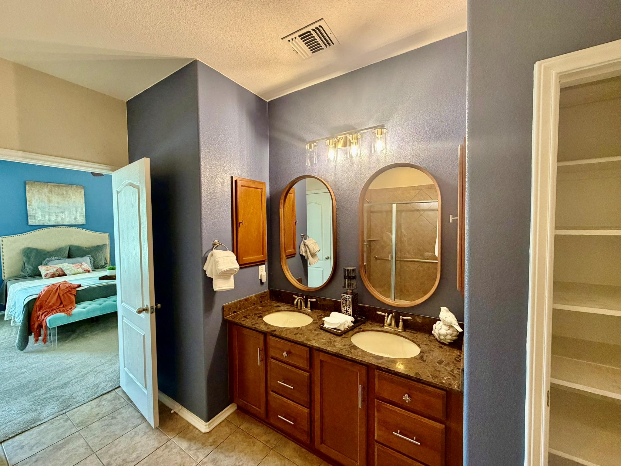 31428 Kingsway Rd, Georgetown, TX 78628