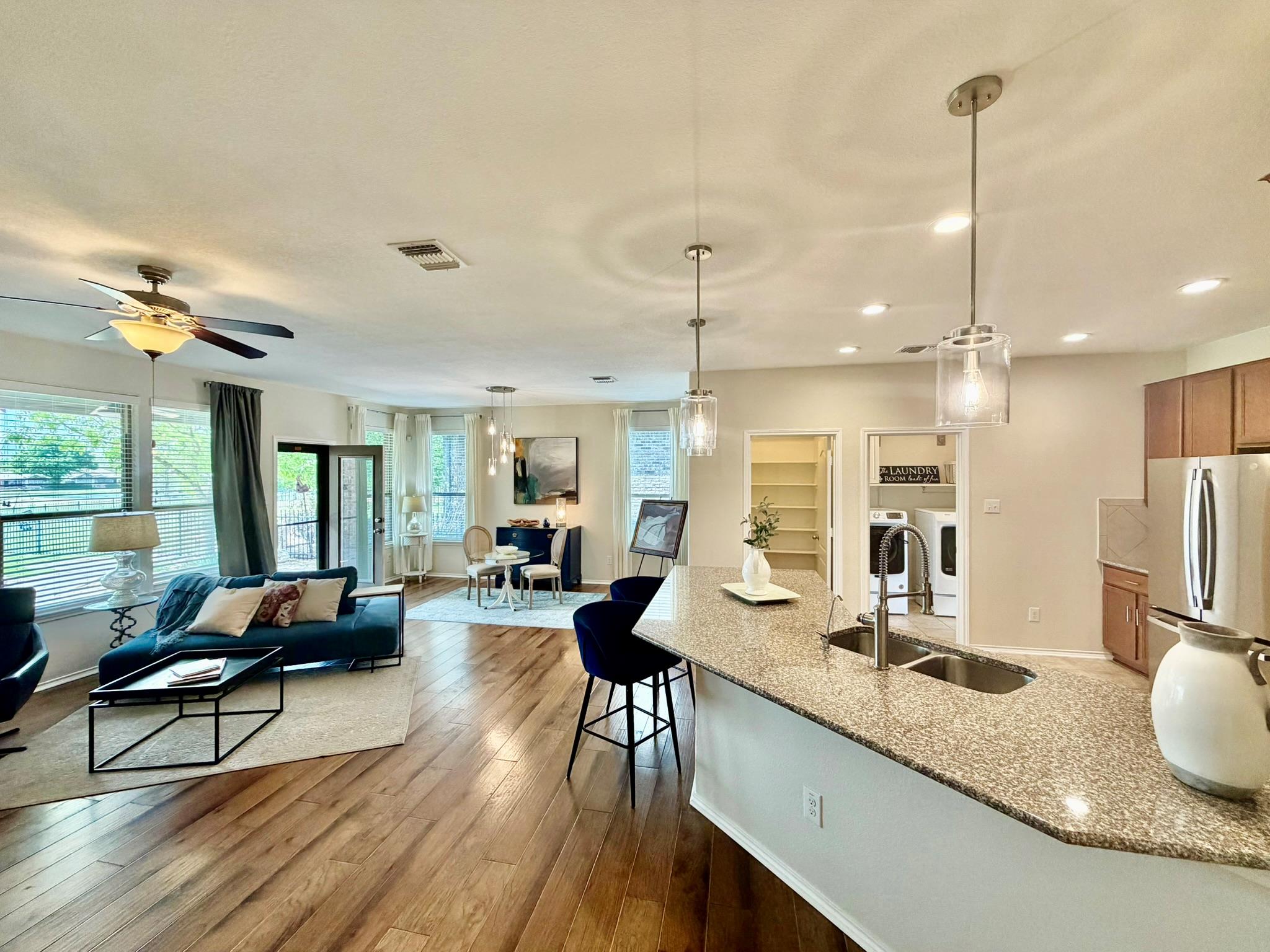 31428 Kingsway Rd, Georgetown, TX 78628
