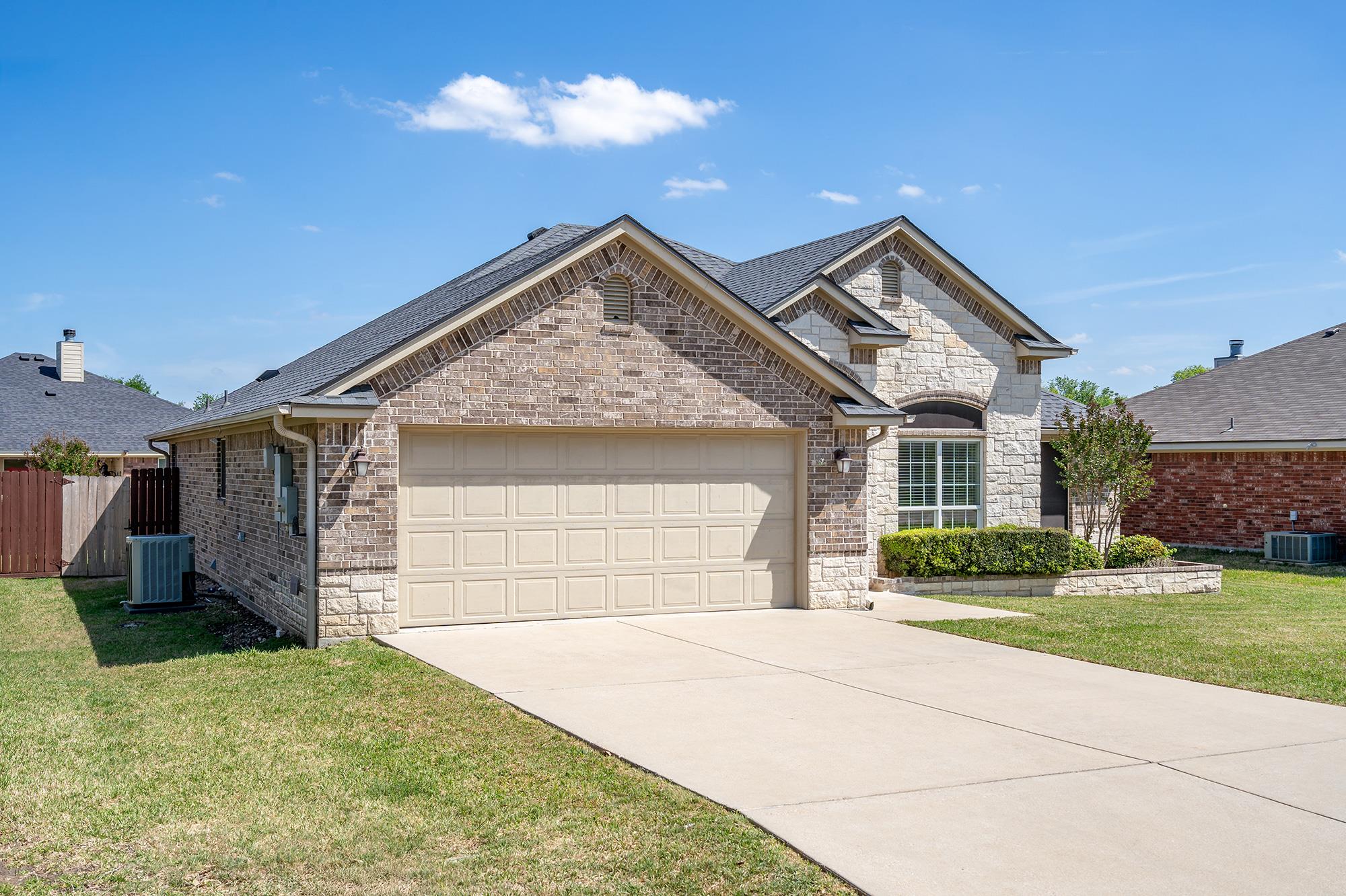 4935 Sean Patrick Gln, Temple, TX 76502