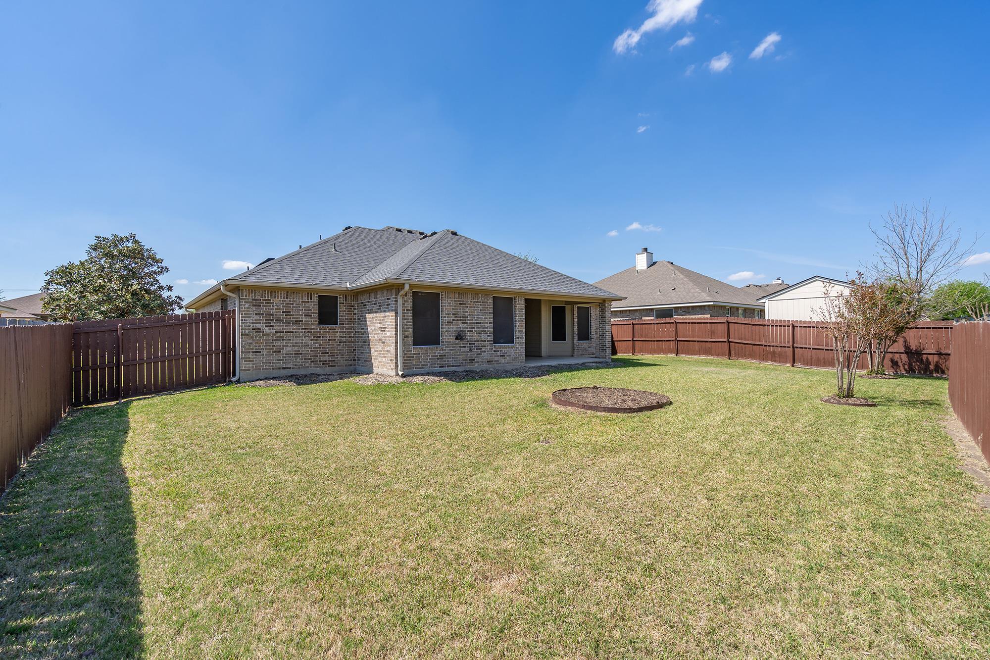 4935 Sean Patrick Gln, Temple, TX 76502