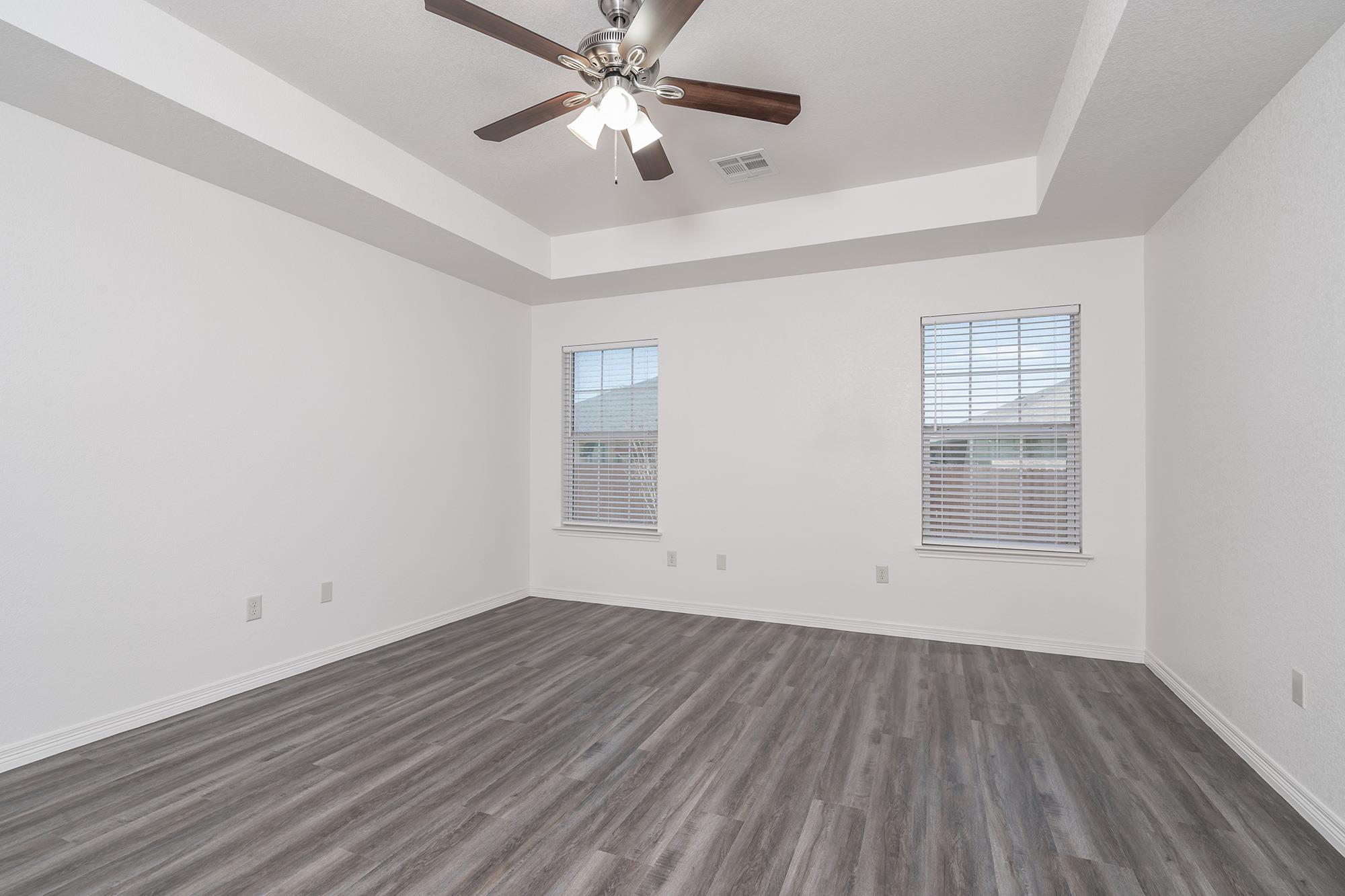 4935 Sean Patrick Gln, Temple, TX 76502