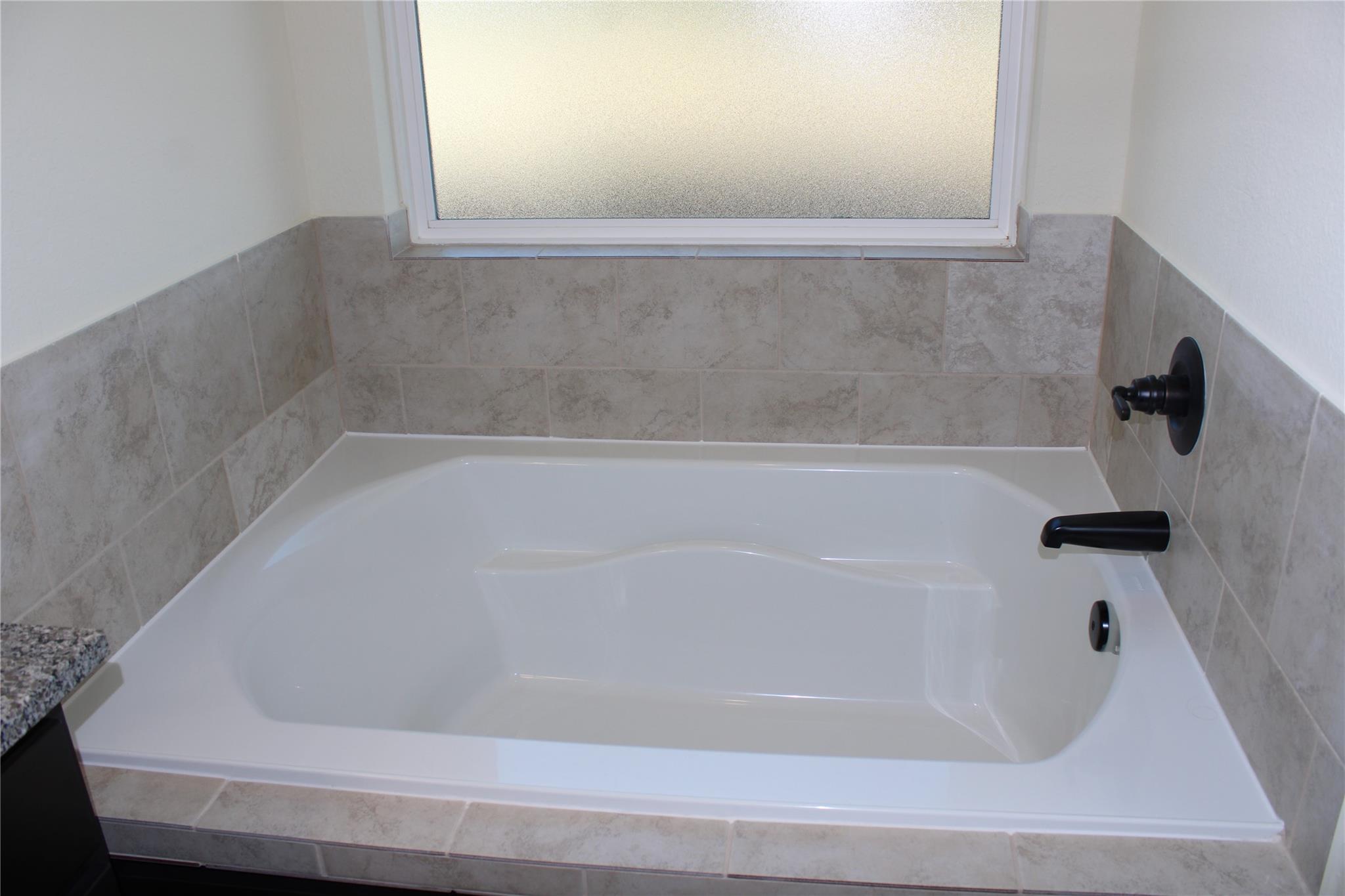 3217 County Road 337, Bertram, TX 78605