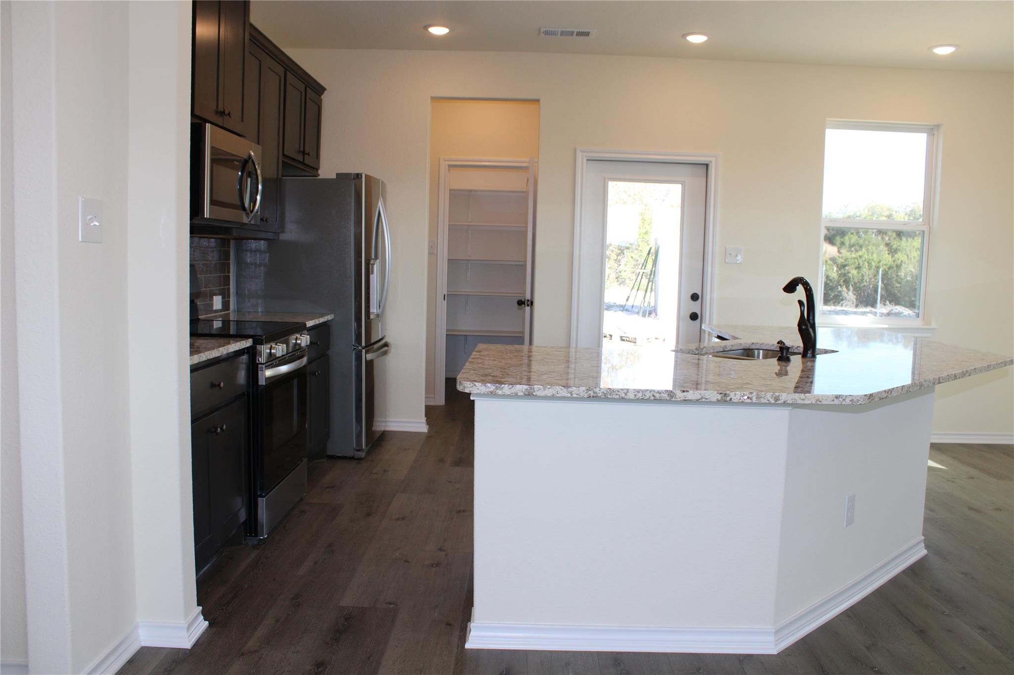 3217 County Road 337, Bertram, TX 78605