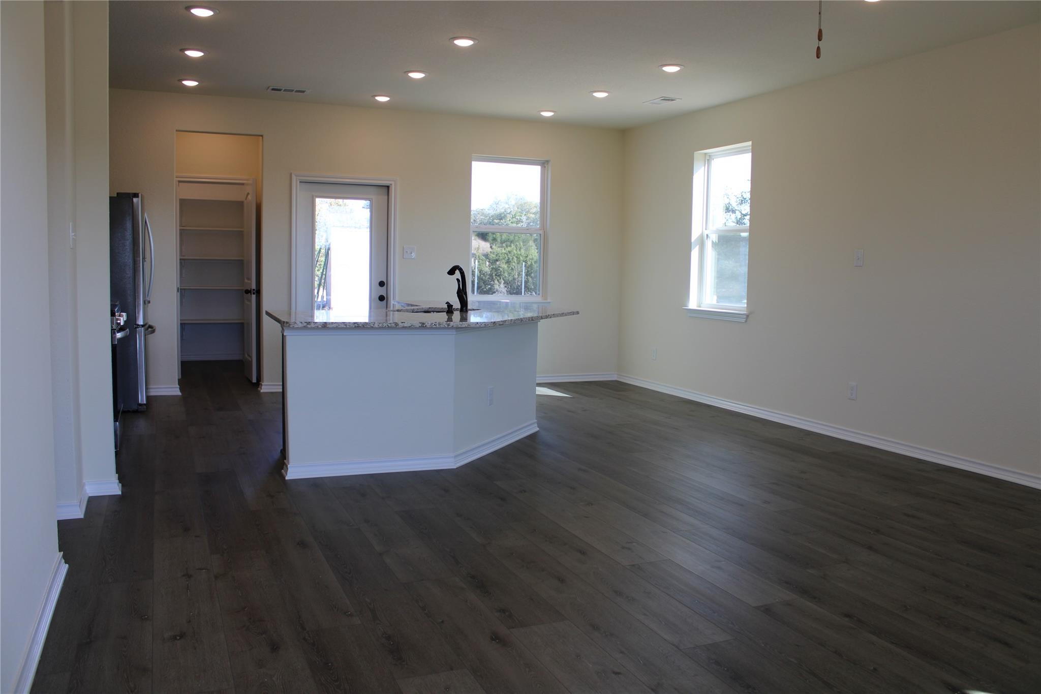 3217 County Road 337, Bertram, TX 78605