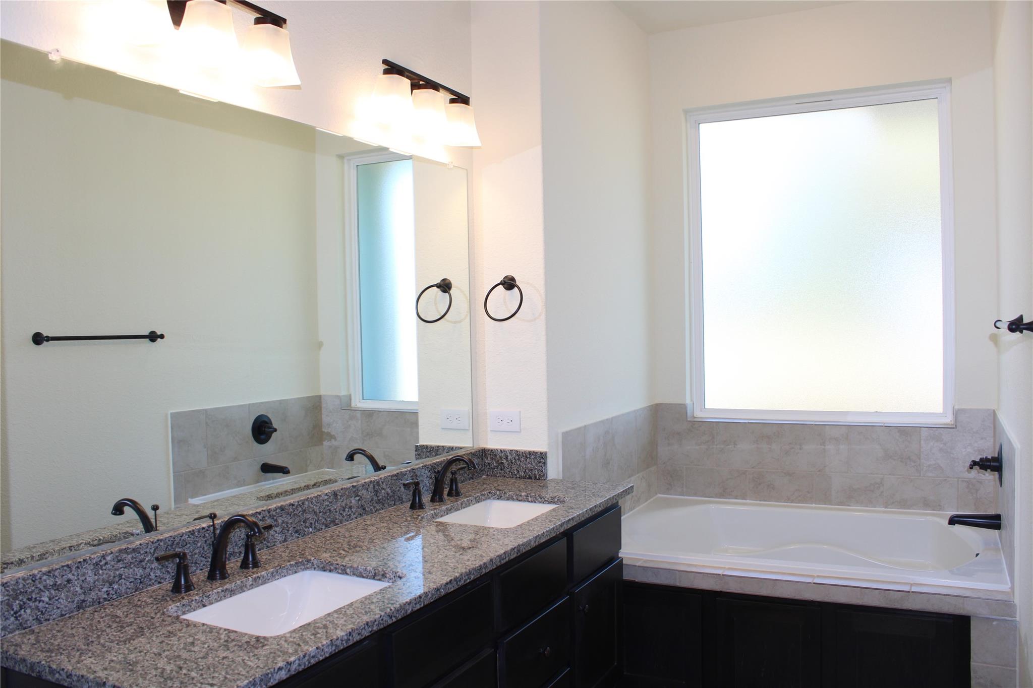 3217 County Road 337, Bertram, TX 78605