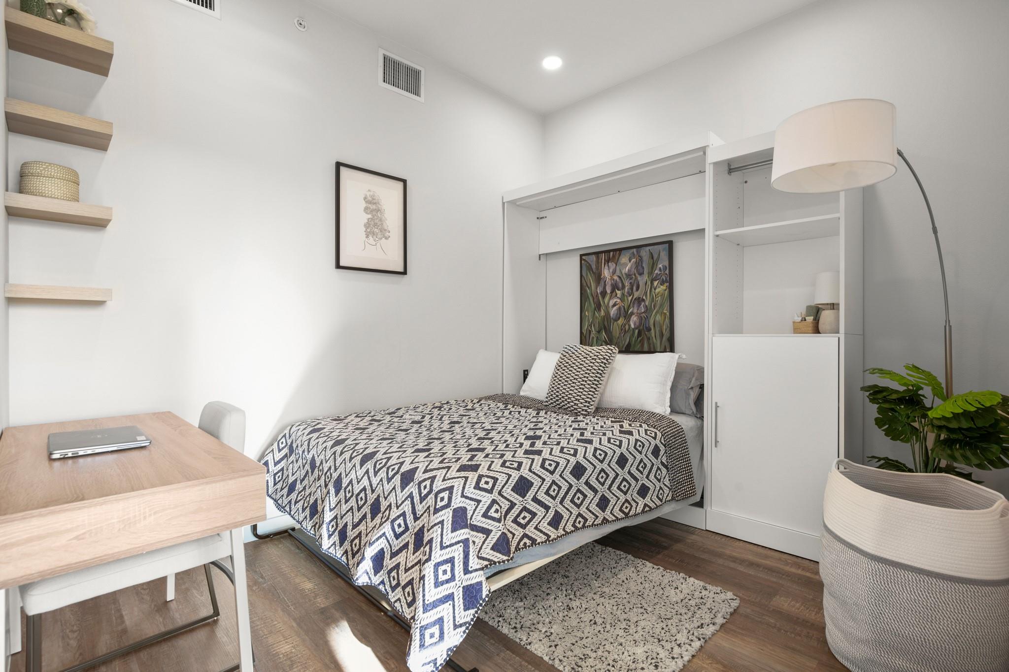 4004 Banister Ln # 202, Austin, TX 78704