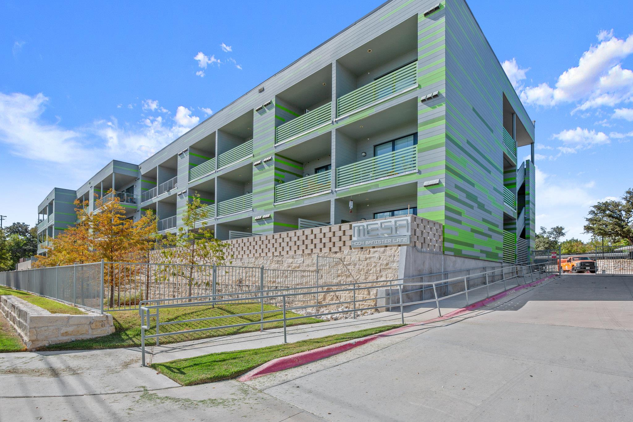 4004 Banister Ln # 202, Austin, TX 78704