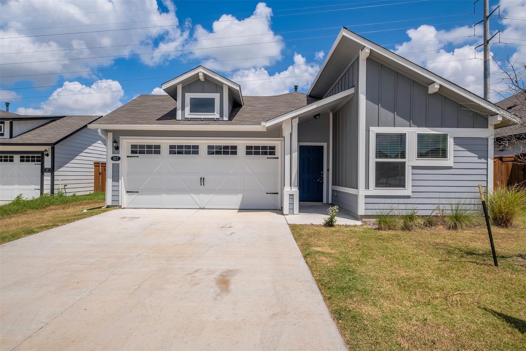 217 Spiny Lizard Ln, San Marcos, TX 78666