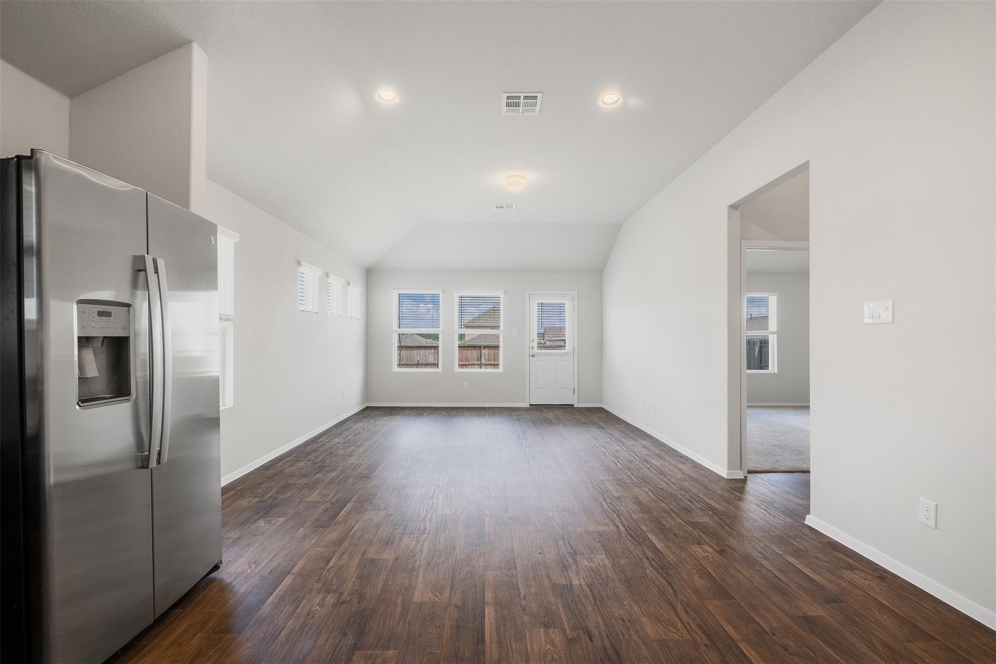 217 Spiny Lizard Ln, San Marcos, TX 78666