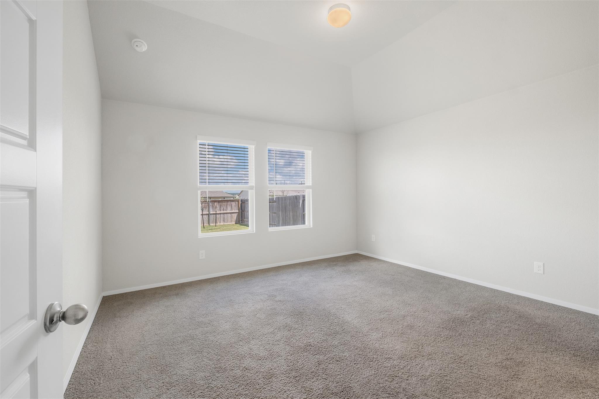 217 Spiny Lizard Ln, San Marcos, TX 78666