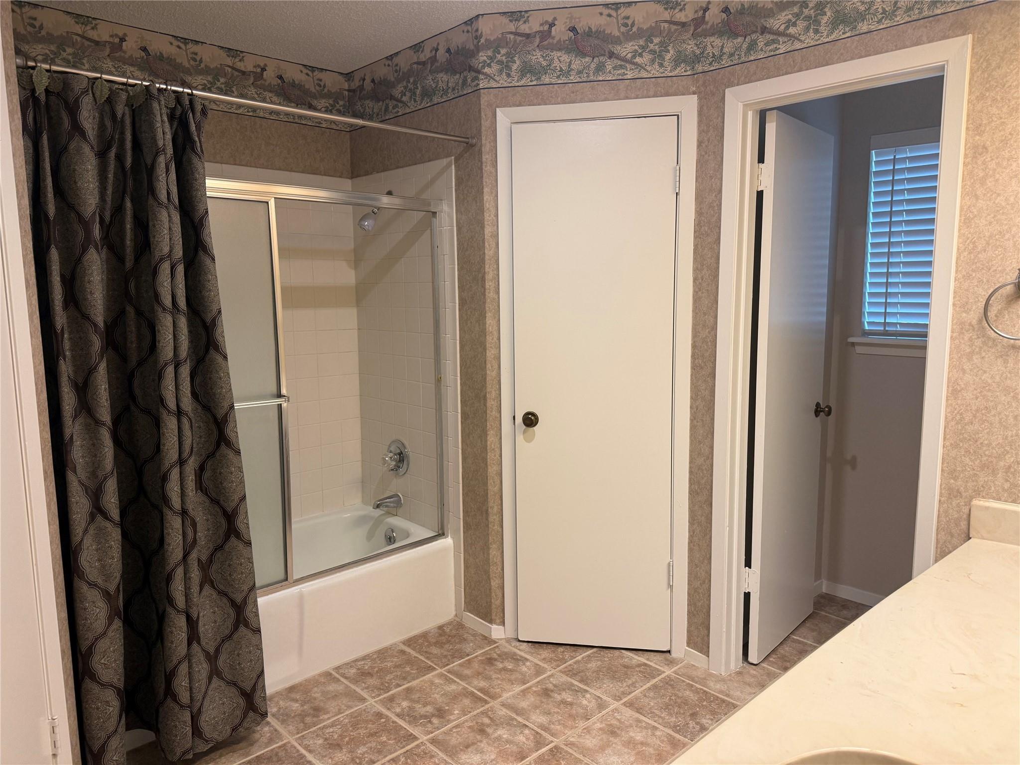 1401 Wood Rock Dr, Round Rock, TX 78681