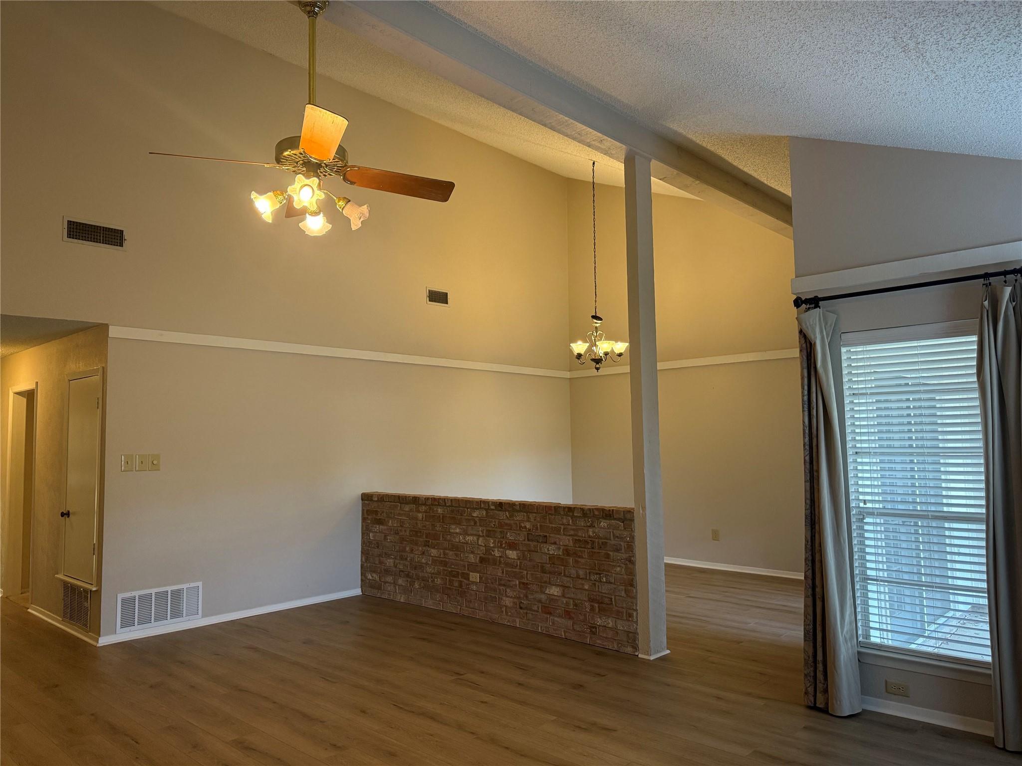 1401 Wood Rock Dr, Round Rock, TX 78681