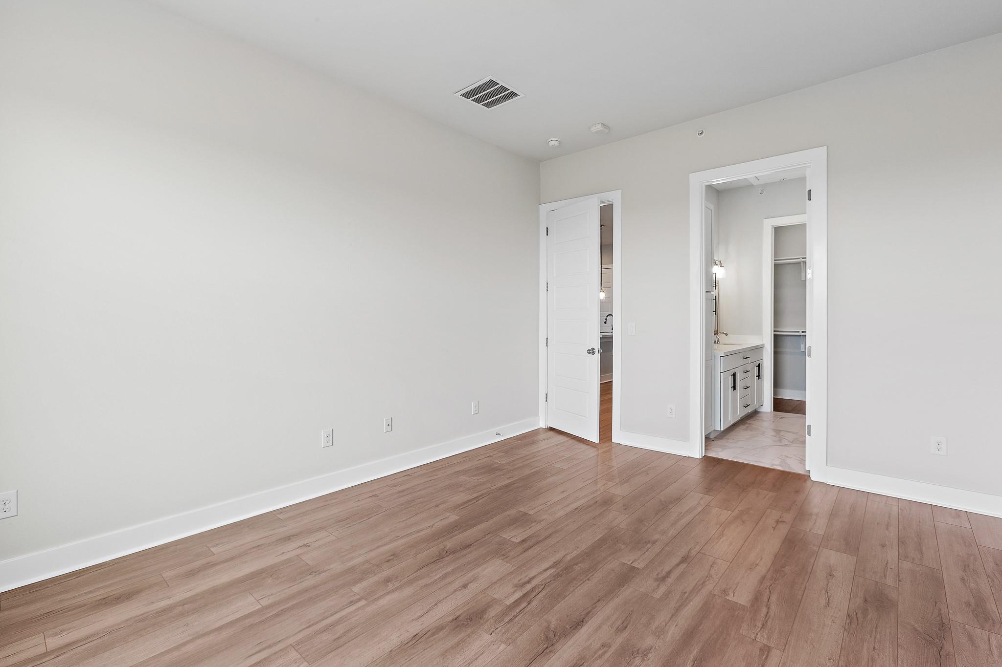 4507 E Martin Luther King Jr Blvd # 133, Austin, TX 78721