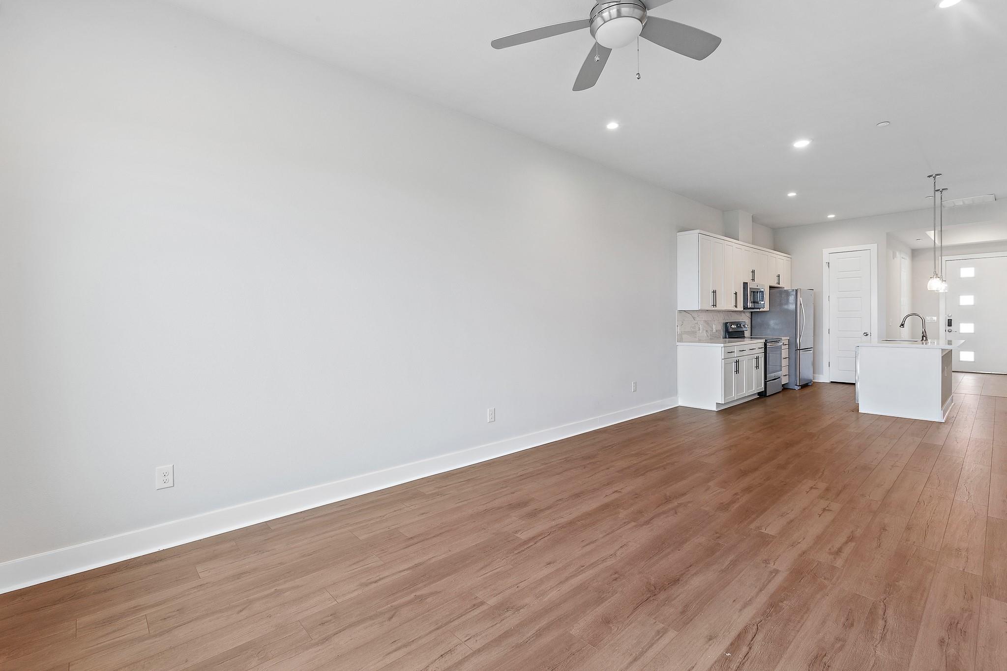 4507 E Martin Luther King Jr Blvd # 133, Austin, TX 78721