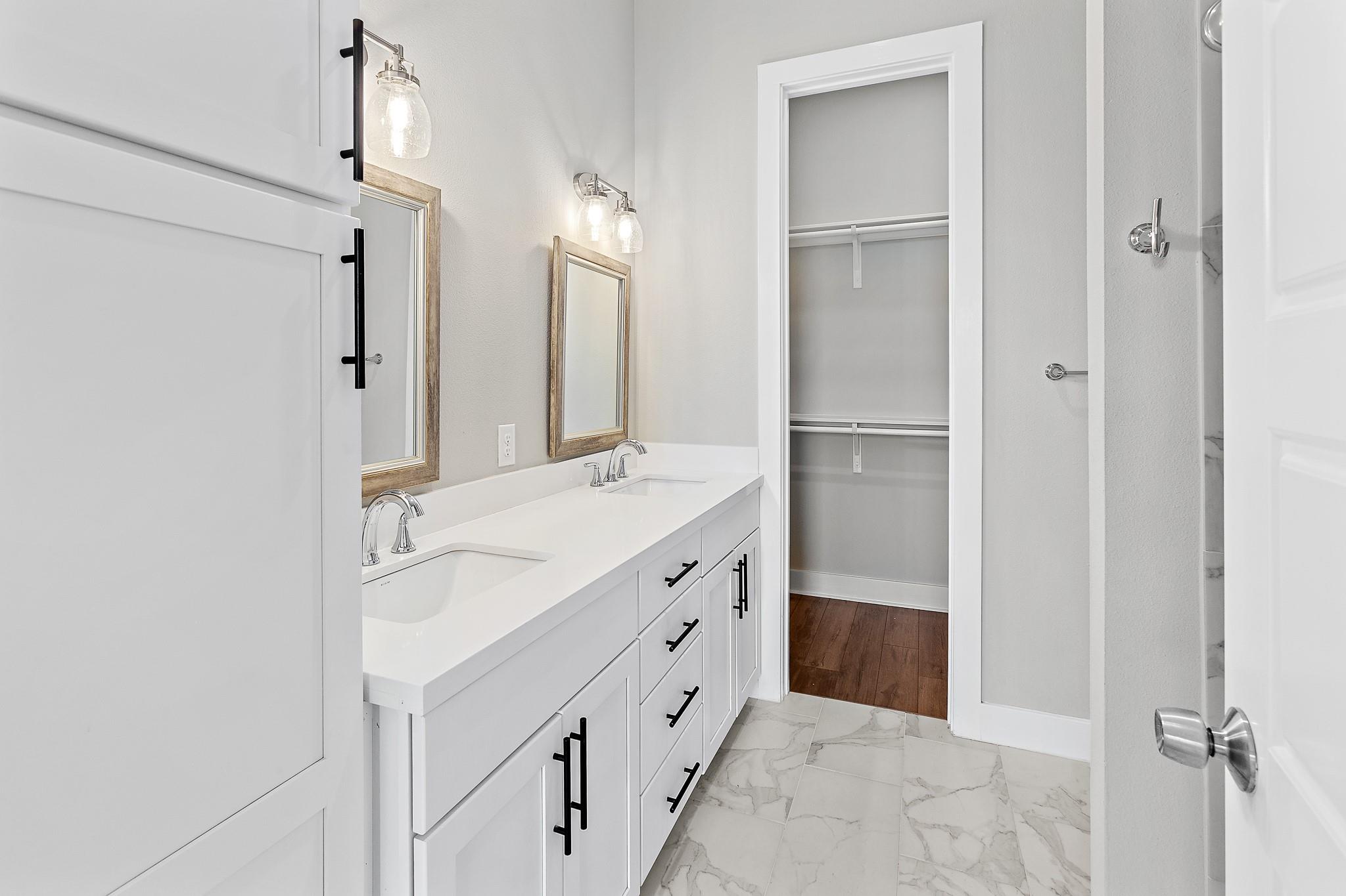 4507 E Martin Luther King Jr Blvd # 133, Austin, TX 78721