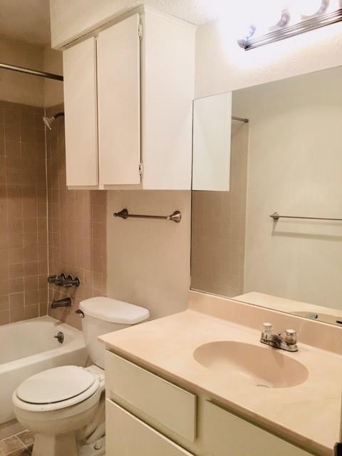 13212 Rampart St, Austin, TX 78727