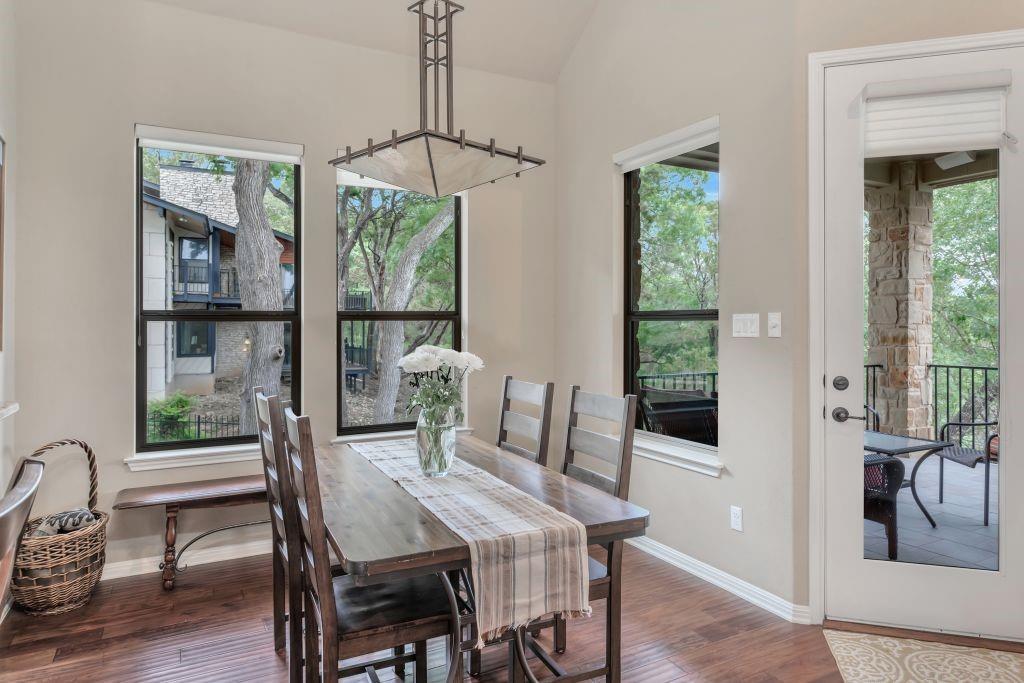 303 Palos Verdes Dr, Lakeway, TX 78734