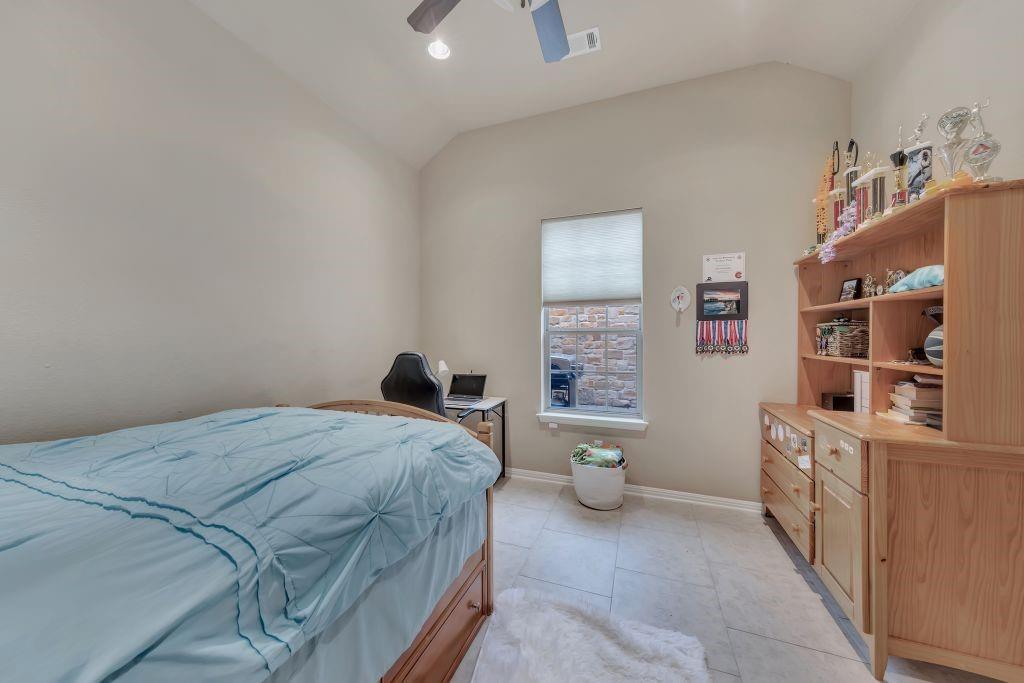 303 Palos Verdes Dr, Lakeway, TX 78734