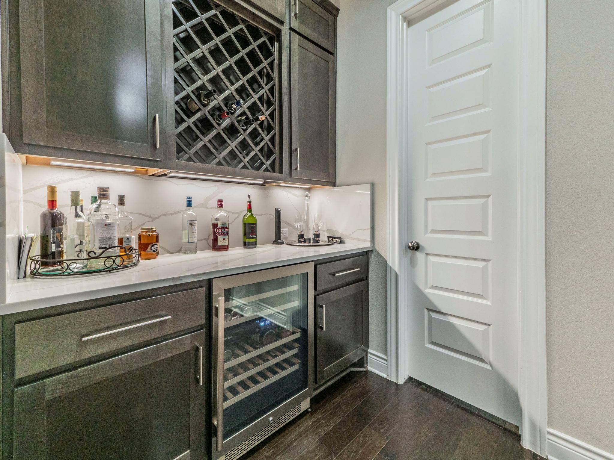 205 Standing Oak Dr, Georgetown, TX 78633