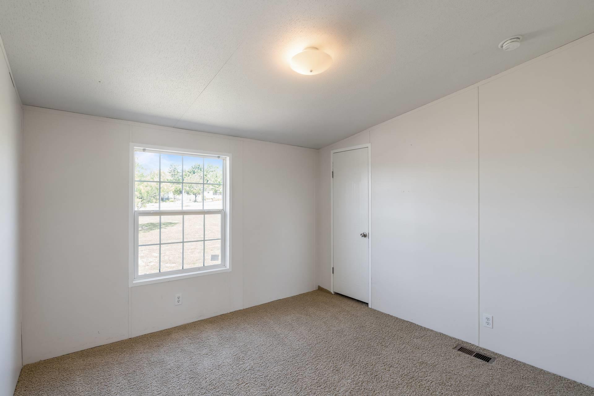 901 Thousand Oaks Trl, Liberty Hill, TX 78642