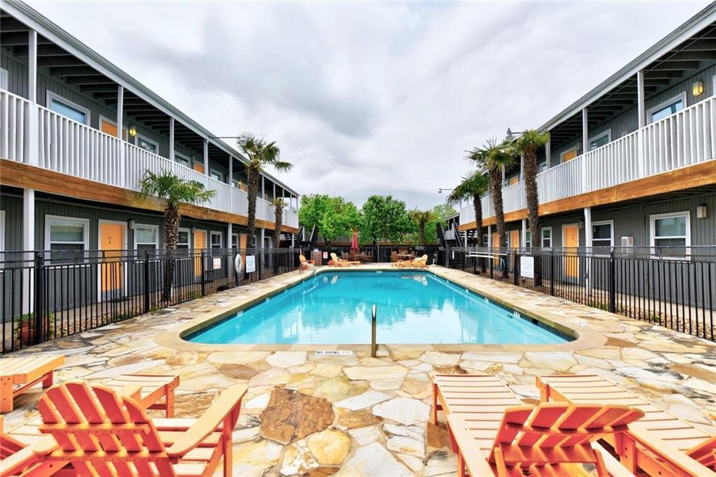 2401 Manor Rd # 102, Austin, TX 78722