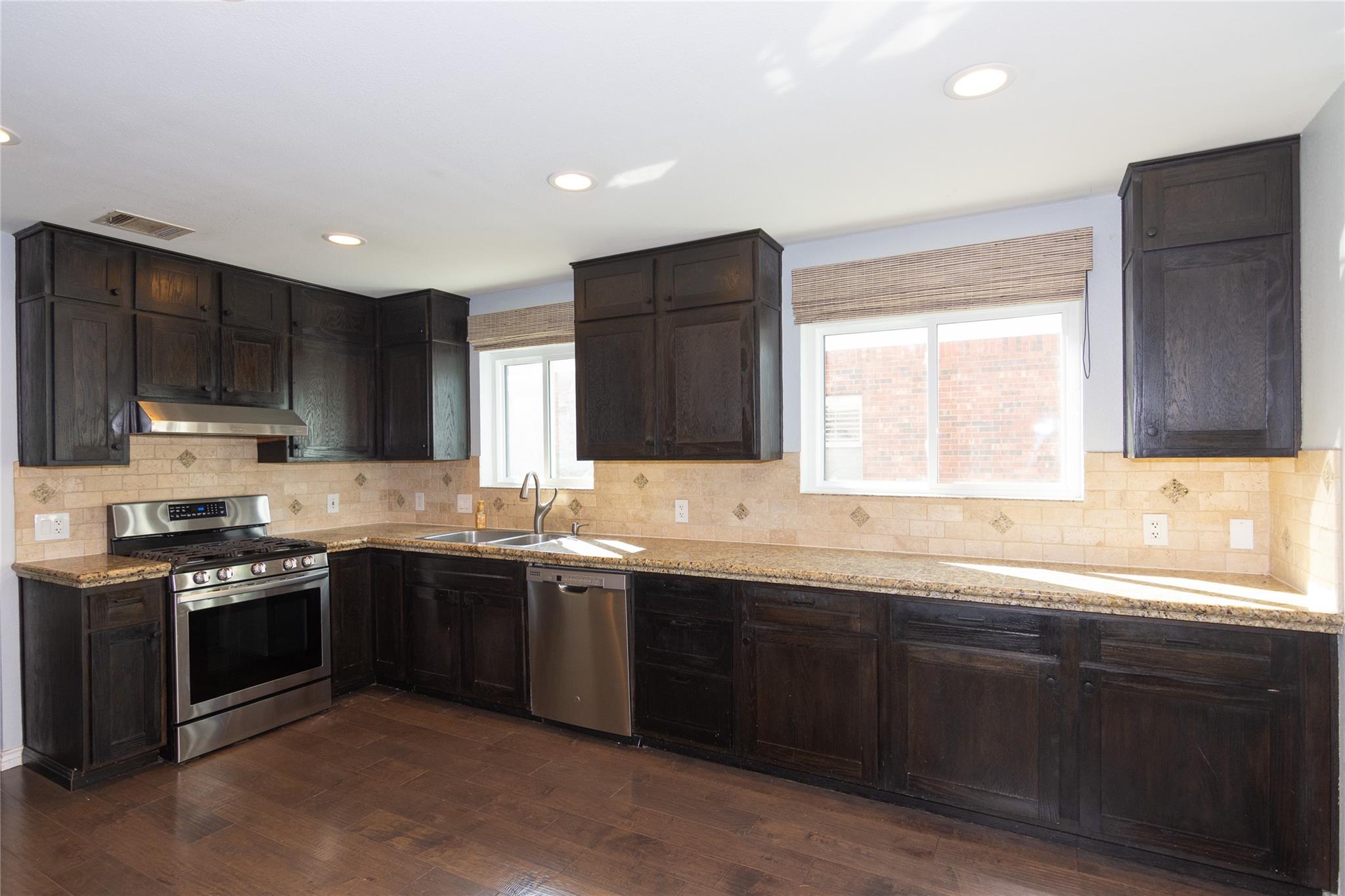 2605 Oakwood Glen Dr, Cedar Park, TX 78613