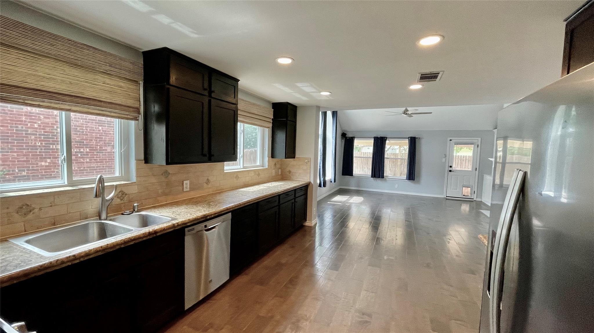 2605 Oakwood Glen Dr, Cedar Park, TX 78613