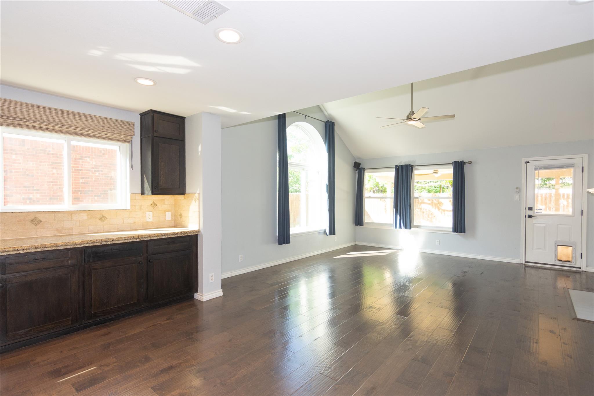 2605 Oakwood Glen Dr, Cedar Park, TX 78613