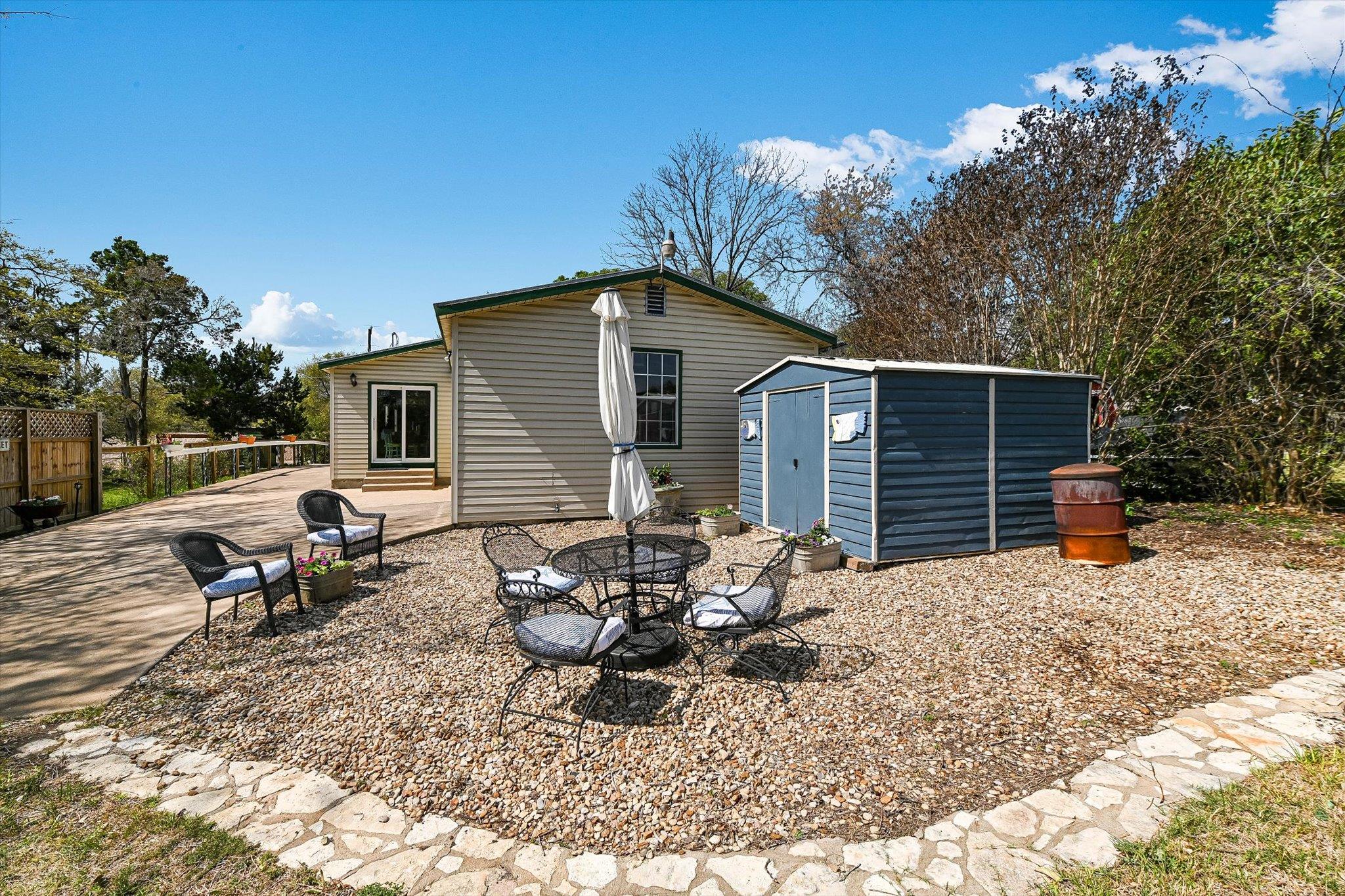 17009 E Darleen Dr # 2, Leander, TX 78641