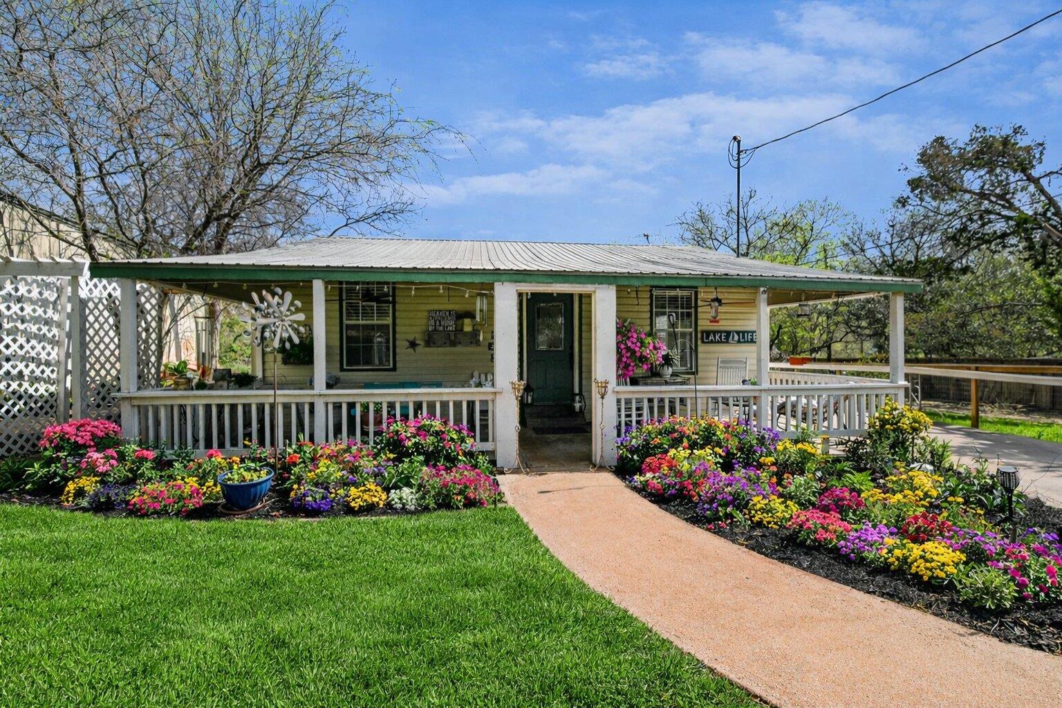 17009 E Darleen Dr # 2, Leander, TX 78641