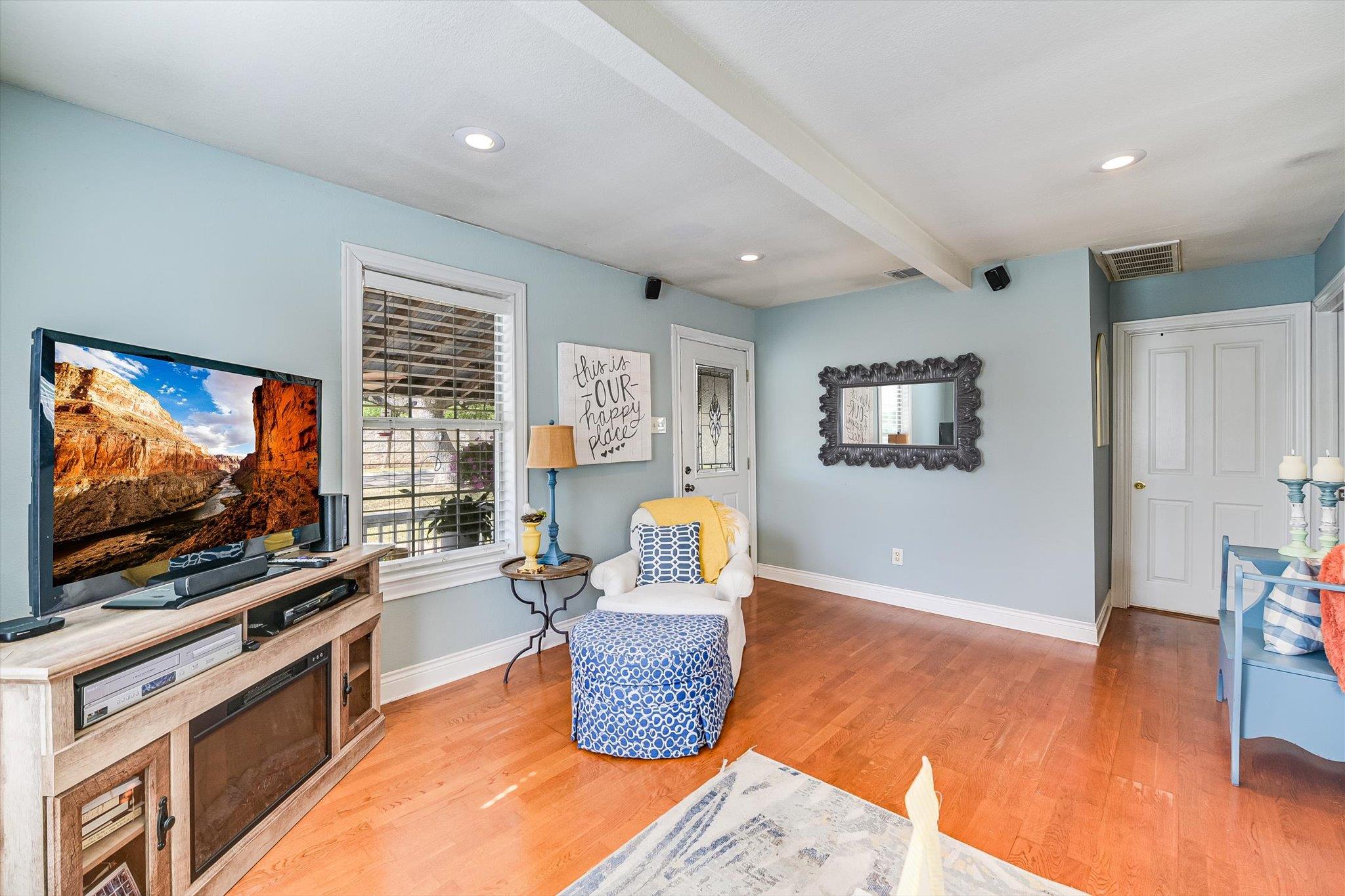 17009 E Darleen Dr # 2, Leander, TX 78641