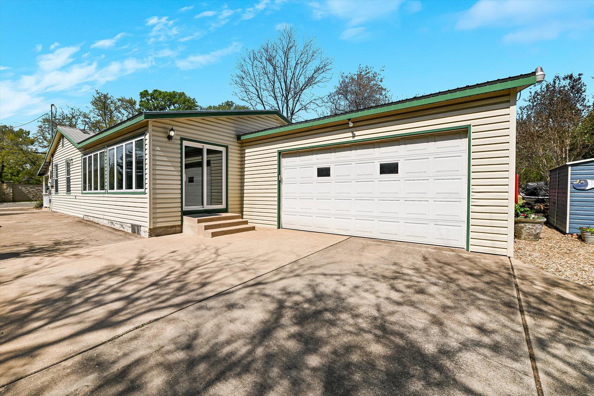 17009 E Darleen Dr # 2, Leander, TX 78641