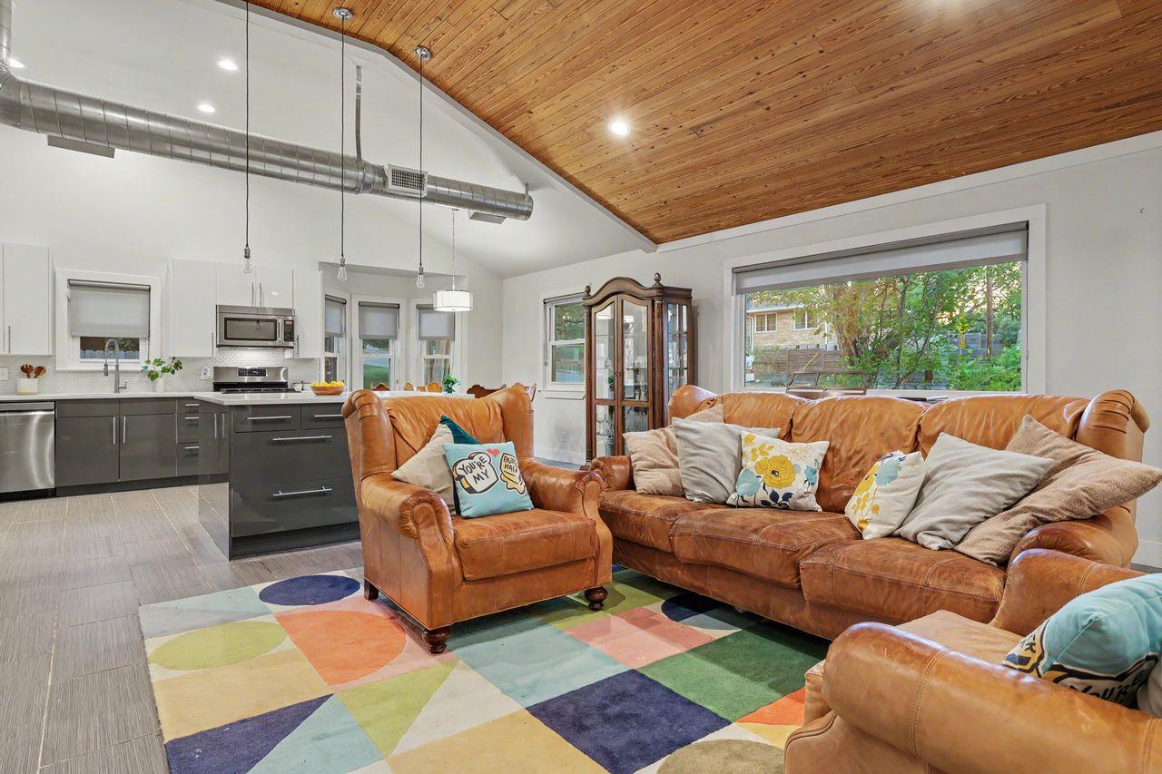 6903 Ardath St, Austin, TX 78757